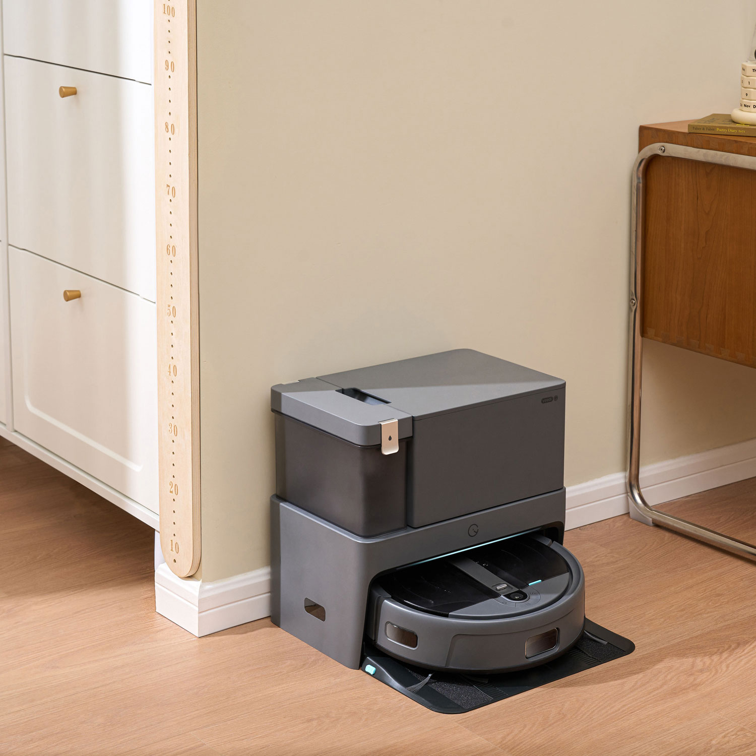 Ecovacs Cube Pro Robot Vacuum & Mop with Auto-Cleaning Station - Grey