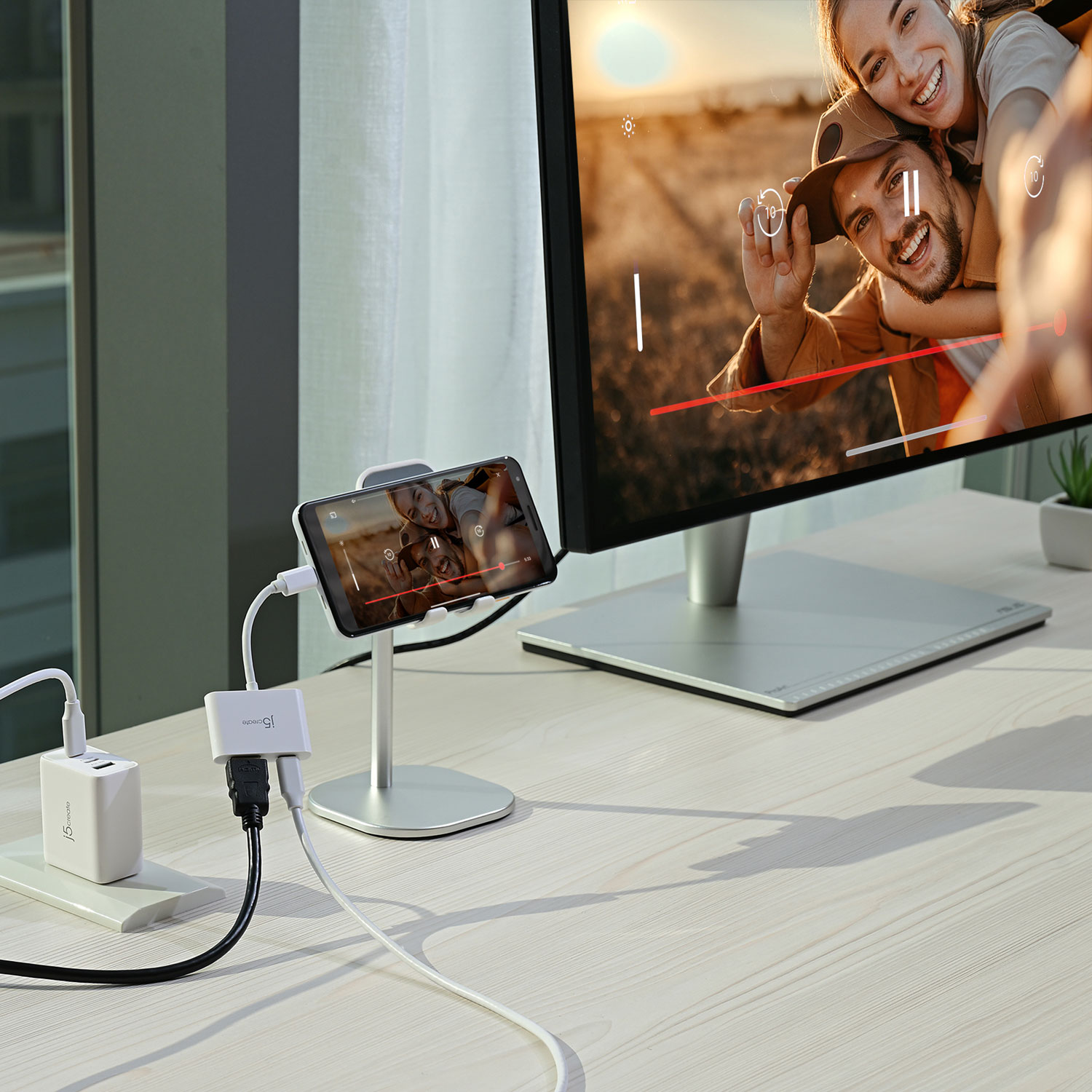 j5create USB-C to 4K HDMI Adapter with Power Delivery - White