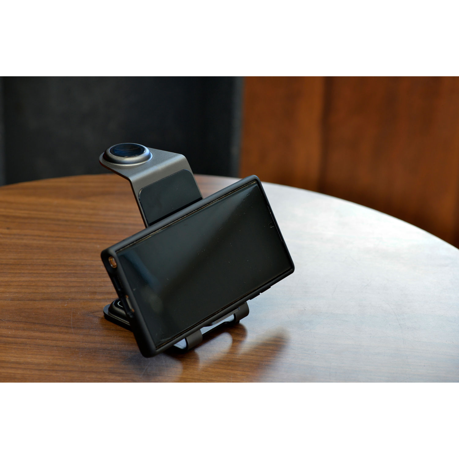 Support de chargement magnétique sans fil 3-en-1 de 15 W d'Energizer - Métal