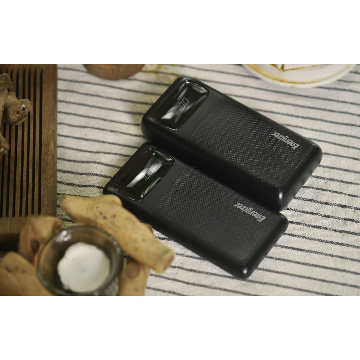 Chargeur portable 20 W 10000 mAh Ultimate d'Energizer - Noir