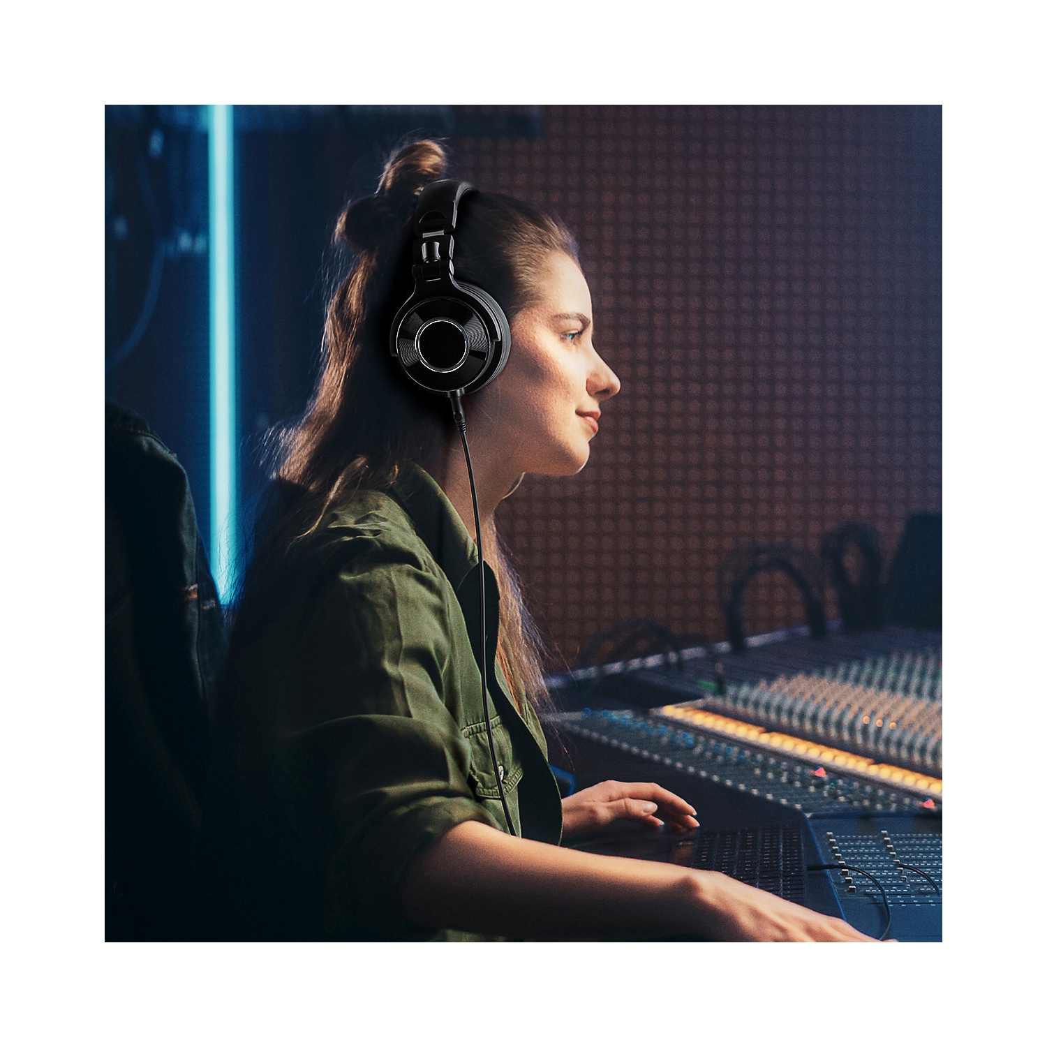 OneOdio Recording Studio Wired Over Ear Headphones Monitor 60 -Hi-Res Audio 6.35mm Adapter-Black