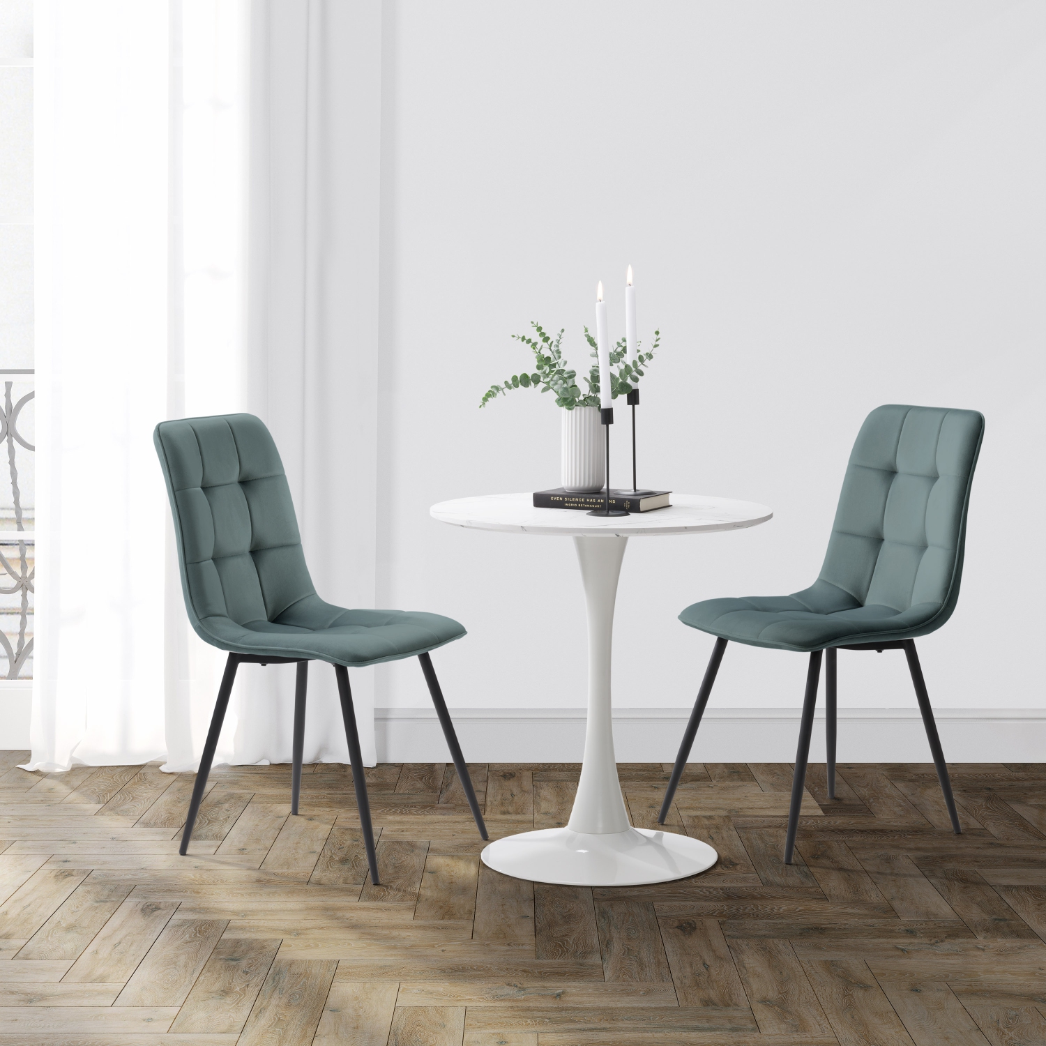 Chaise d'appoint en velours Nash de CorLiving avec pattes noires, noir