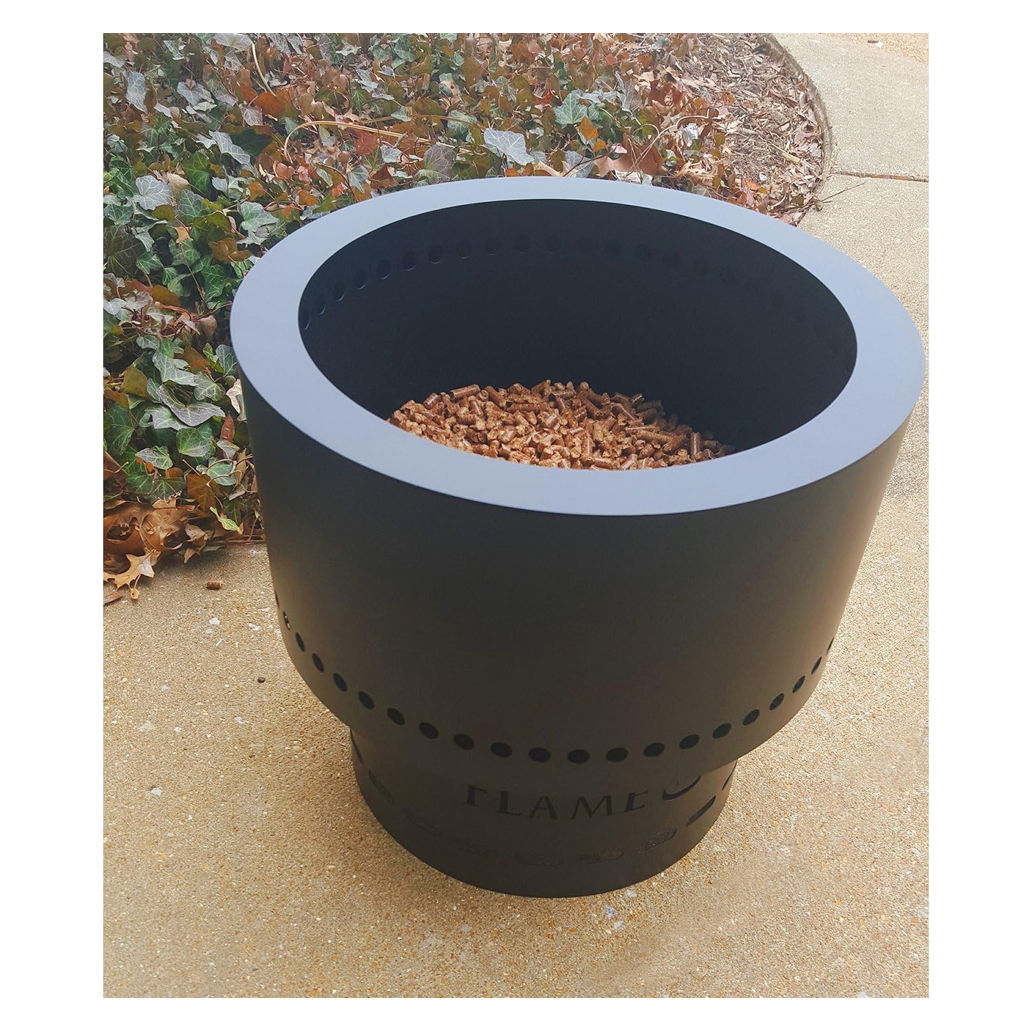 Foyer à granules flamme Genie, noir galvanisé avec bac