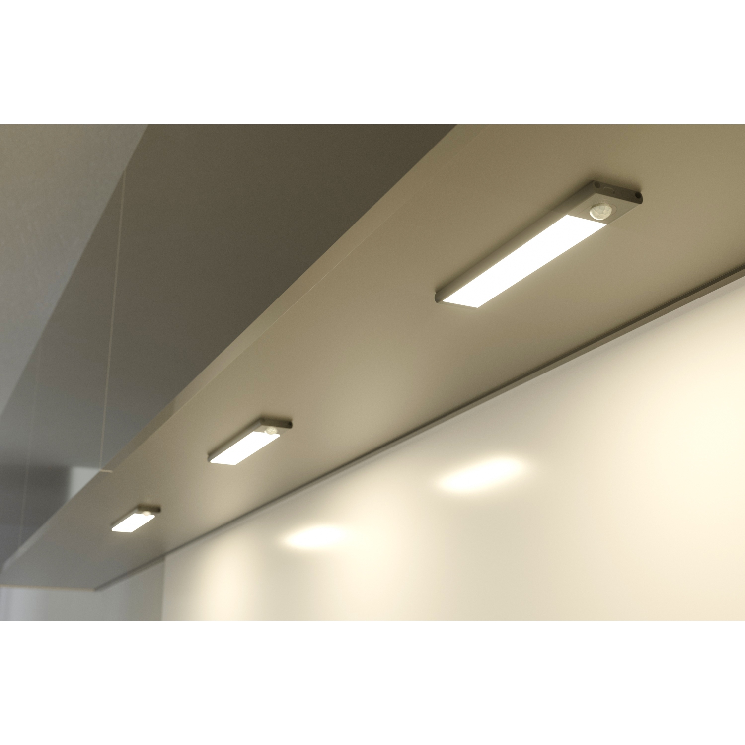 BAZZ 8" LED Rechargeable Light Bar With Motion Sensor, U2111808BK