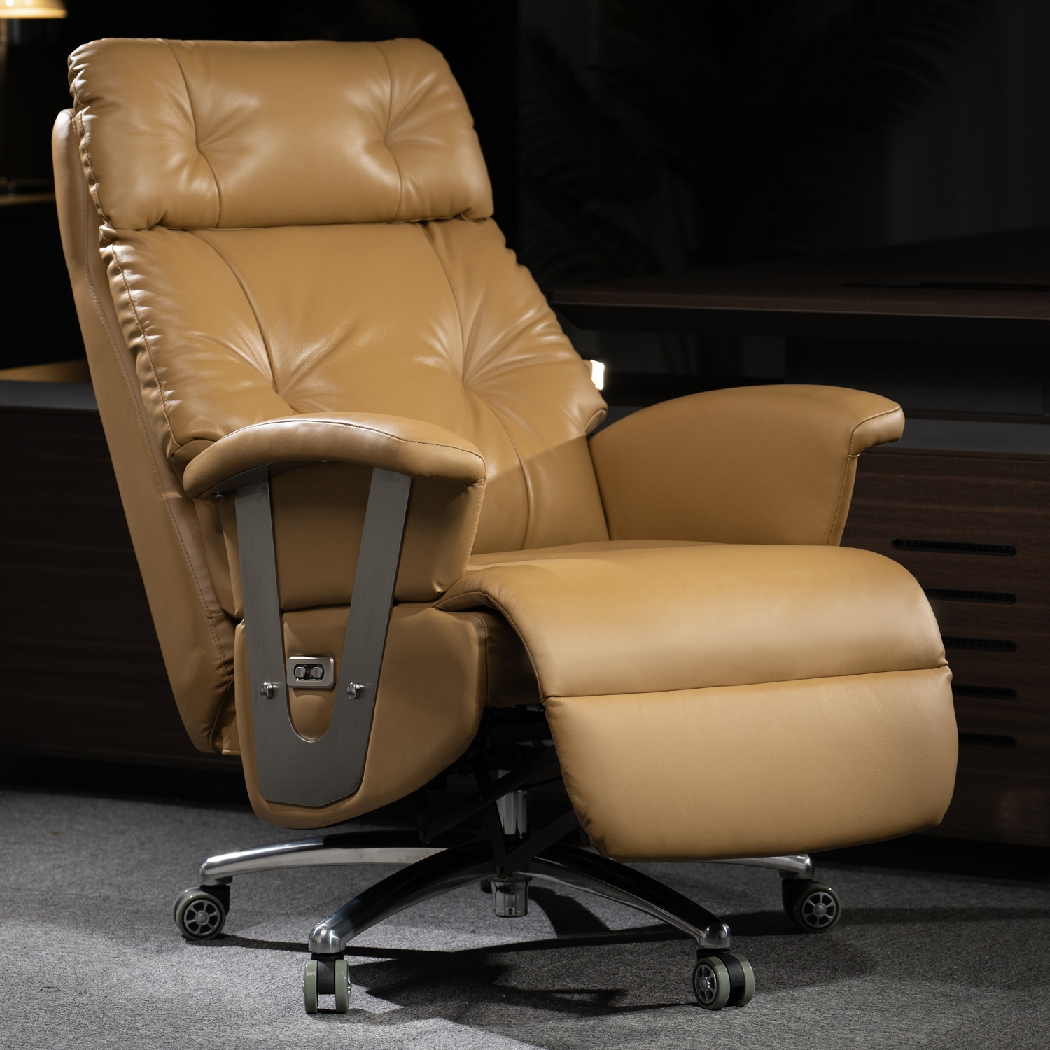 Fauteuil inclinable électrique Freya Kinnls, fauteuil de bureau entièrement inclinable, moderne, fauteuil de direction, dossier haut, cuir véritable,