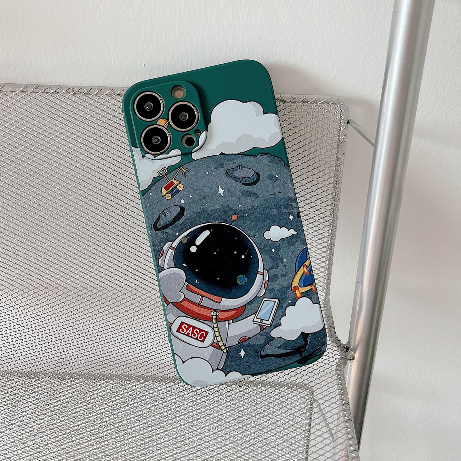 Pour iPhone 12 Pro Max Cute Case, Cool Cartoon Astronaut Planet Moon Space Design élégant Soft TPU Bumper