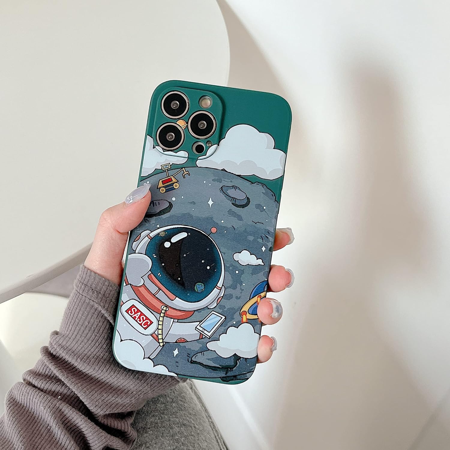 Pour iPhone 12 Pro Max Cute Case, Cool Cartoon Astronaut Planet Moon Space Design élégant Soft TPU Bumper