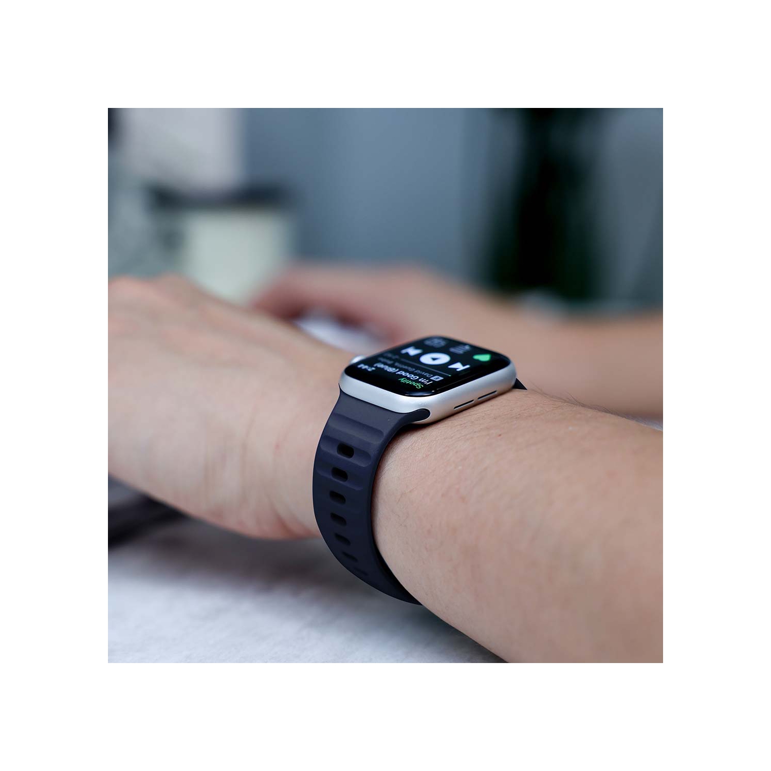 Band & Bezel Sporty Apple Watch Band - Premium FKM Apple Watch Bands, iWatch Bands - Apple Watch Strap for all Sizes Watch Series 9 Ultra 8 7 6 5 4 3