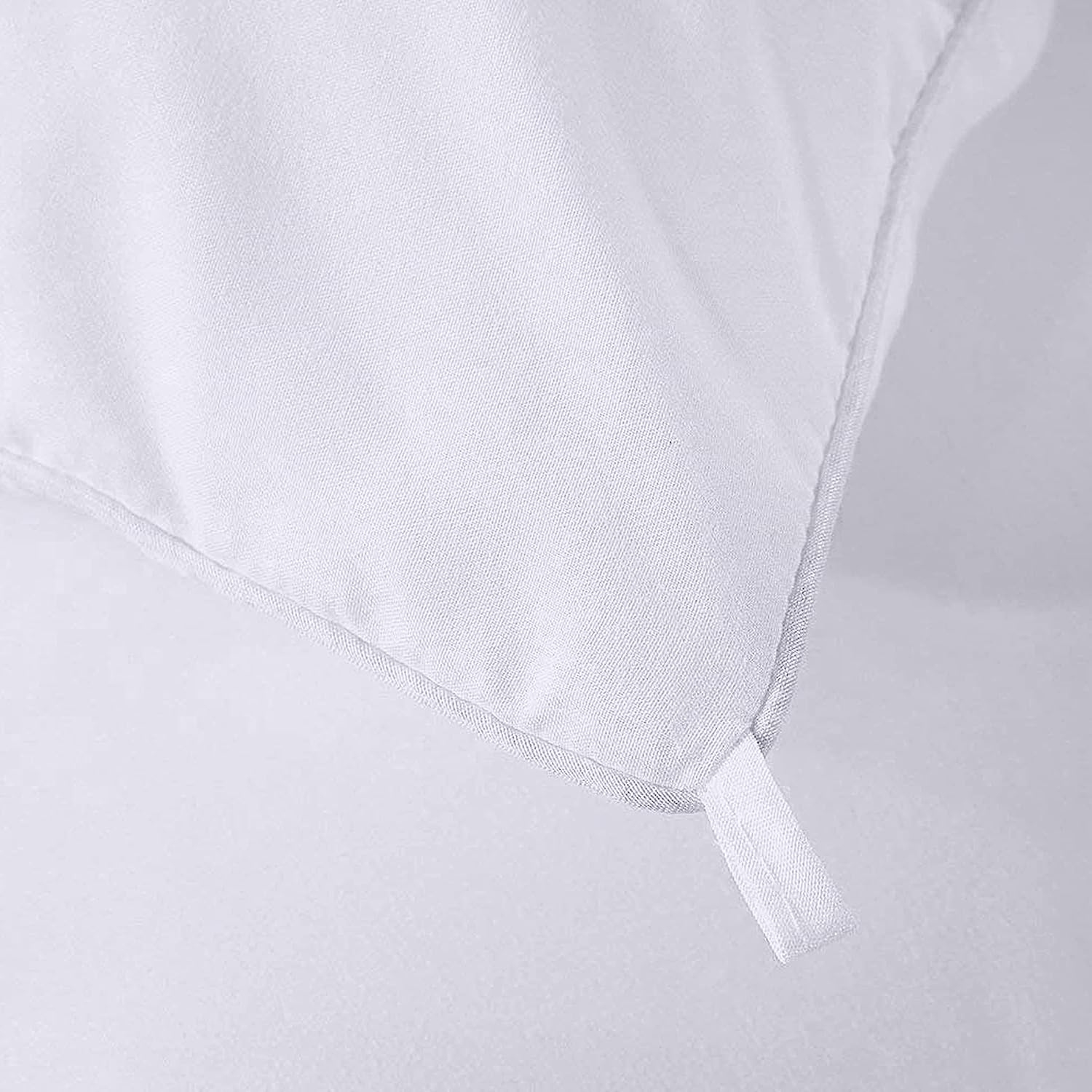 Utopia Bedding All Season Comforter - Ultra Soft Down Alternative Comforter - Plush Siliconized Fiberfill Duvet Insert - Box Stitched