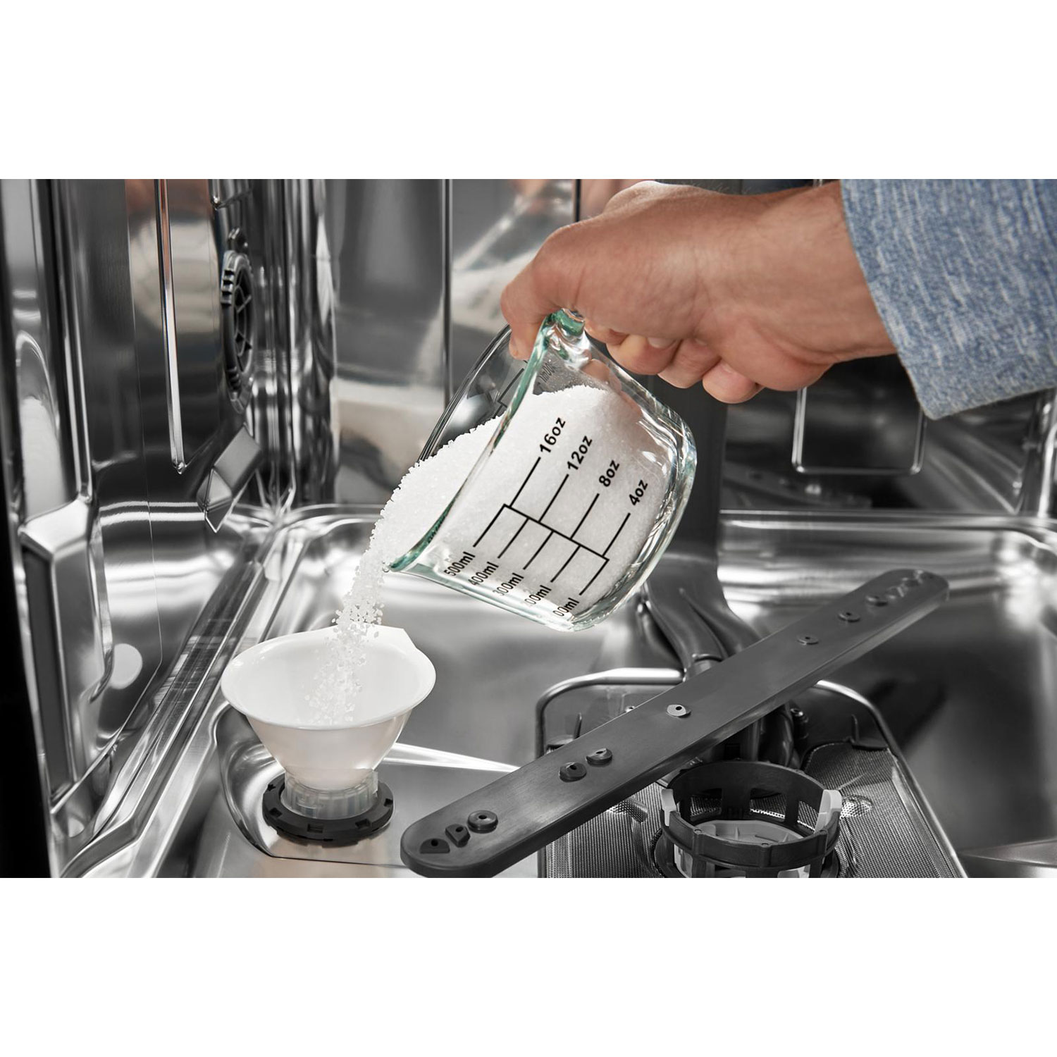 Lave-vaisselle encastrable 24 po 44 dB de Whirlpool à cuve en inox et 3e panier - Noir