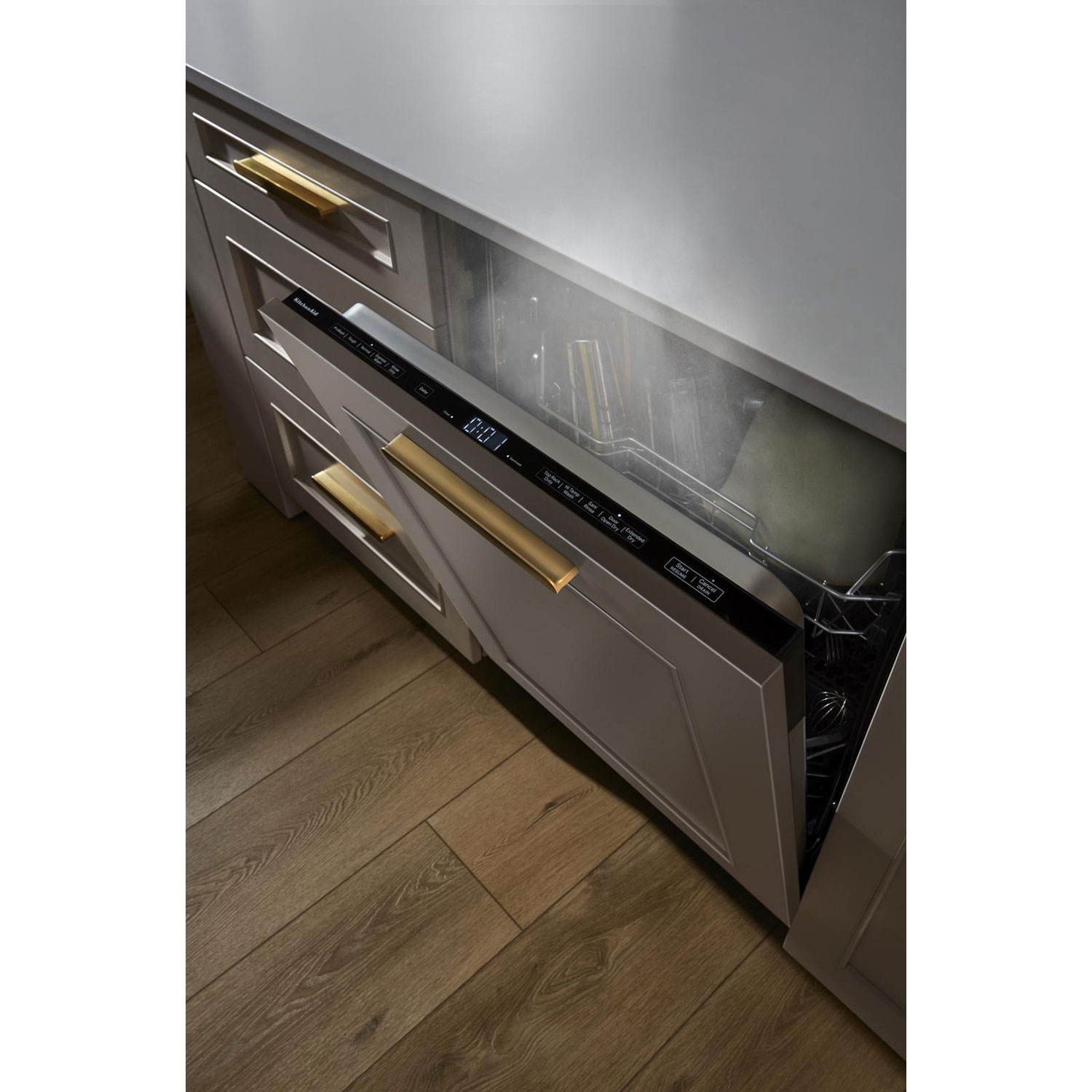 Lave-vaisselle encastrable 24 po 44 dB à cuve en inox de KitchenAid - Prêt pour panneau