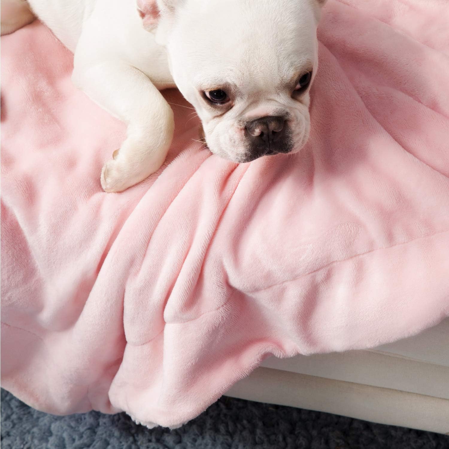 Bedsure Sherpa Fleece Twin Blanket for Couch - Thick and Warm Blankets, Soft and Fuzzy Blanket Twin Size for Sofa, Pink, 108x90 Inches