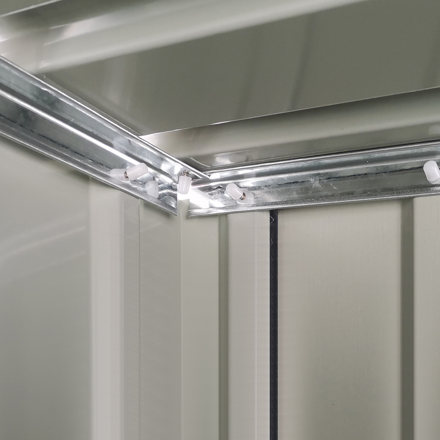 Outsunny 5' x 3' Outdoor Storage Shed, Metal Garden Tool Shed with Pent Roof, Lockable Door for Tool, Equipment, Green