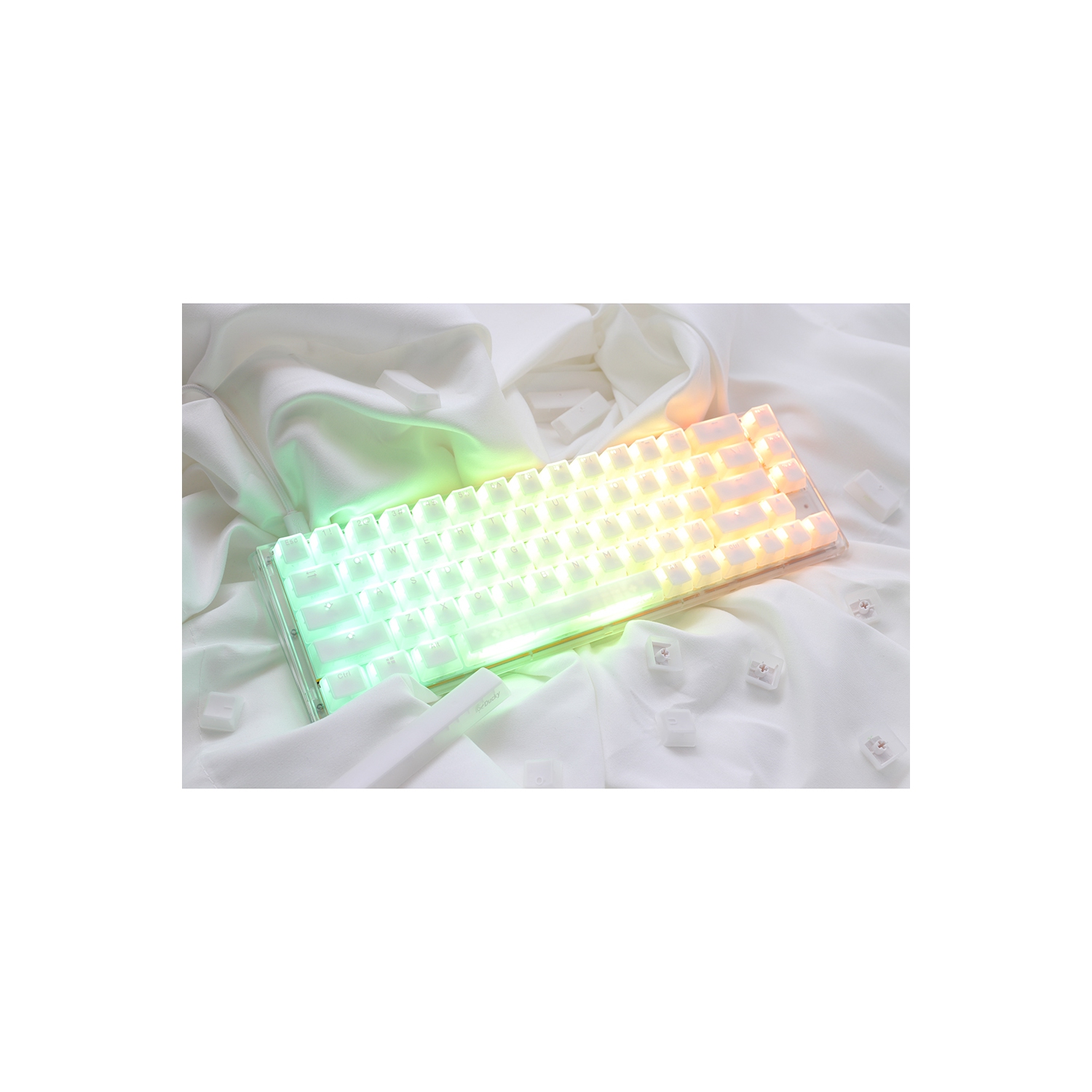 Ducky – clavier mécanique remplaçable à chaud aura RGB ONE 3 de Ducky, touches PBT double-Shot, commutateurs Cherry MX Silver, PCB double couche