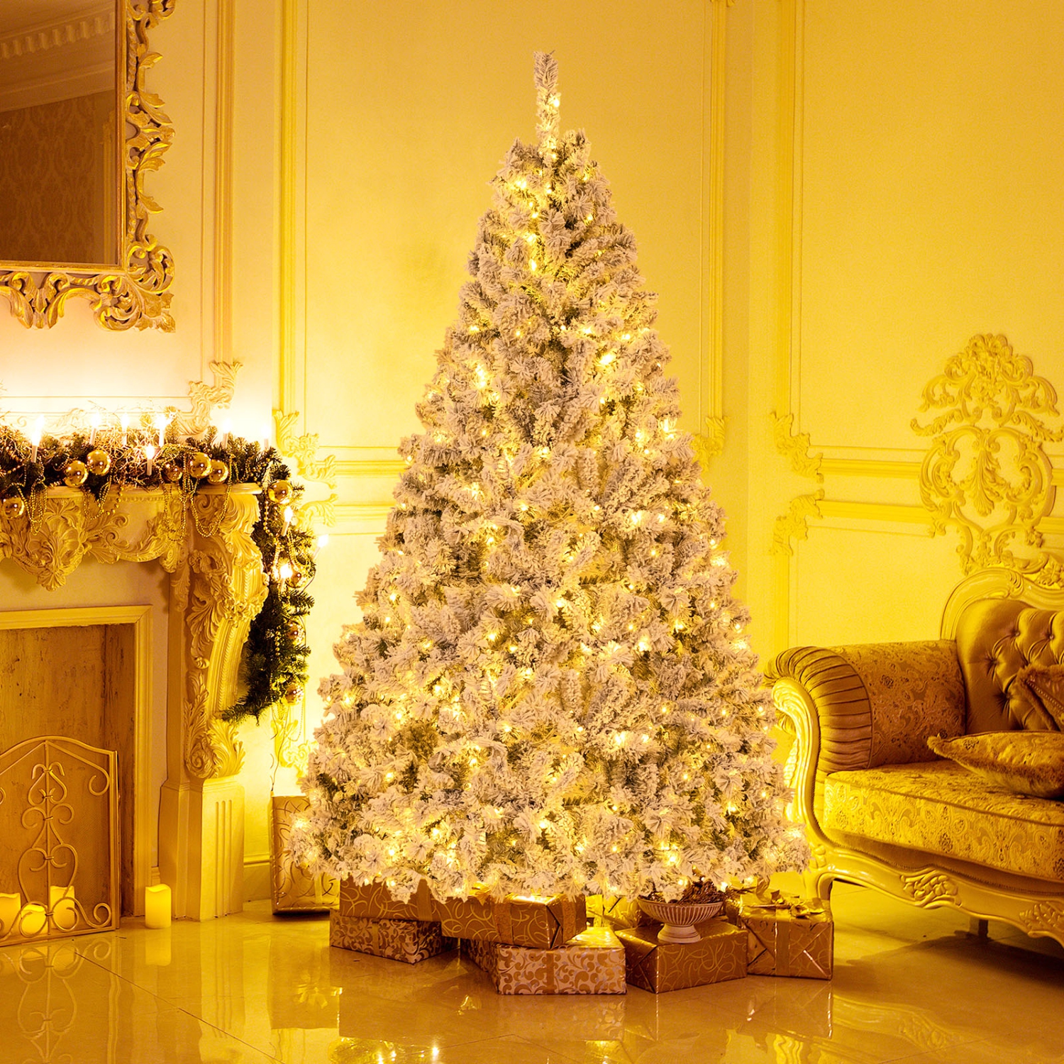 Arbre de Noël illuminé artificiel à charnières de Noël floqué à neige Topbuy de 6 pi/7/8 pi avec 644/956/1370 embouts de branche 300/450/600 lumières