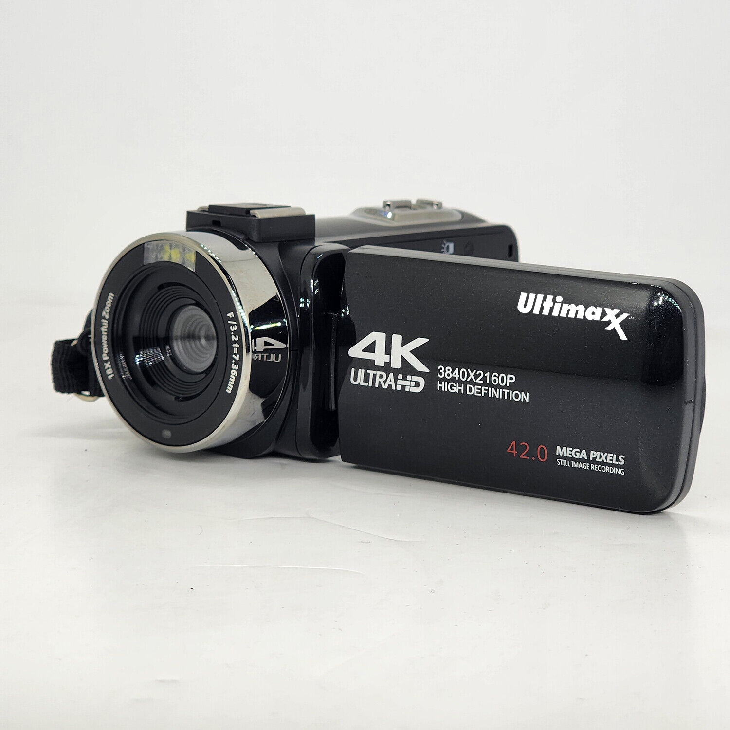 Caméscope Ultra HD 4K d'Ultimaxx pour blogues vidéo avec éclairage DEL 42&nbsp;Mpx, zoom numérique 18x et télécommande écran ACL 3,0 po - cadeau