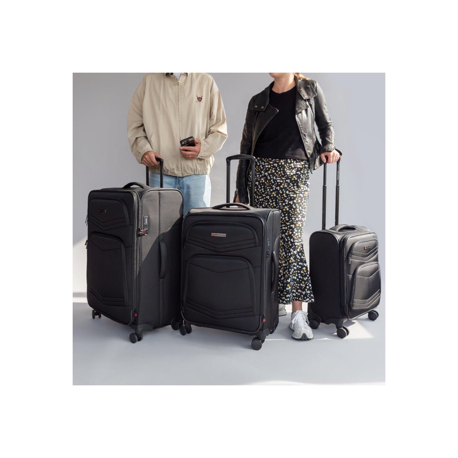 AIR CANADA CENTRAL 3 Piece Deluxe Softside Luggage Set