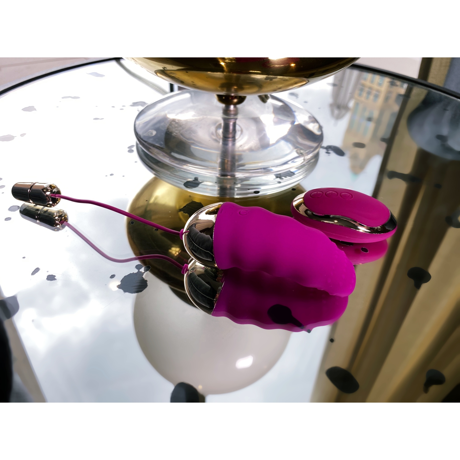 V pour Vibes Egg Vibes Remote Control Vibrator, jouet rose pour femme - Héra