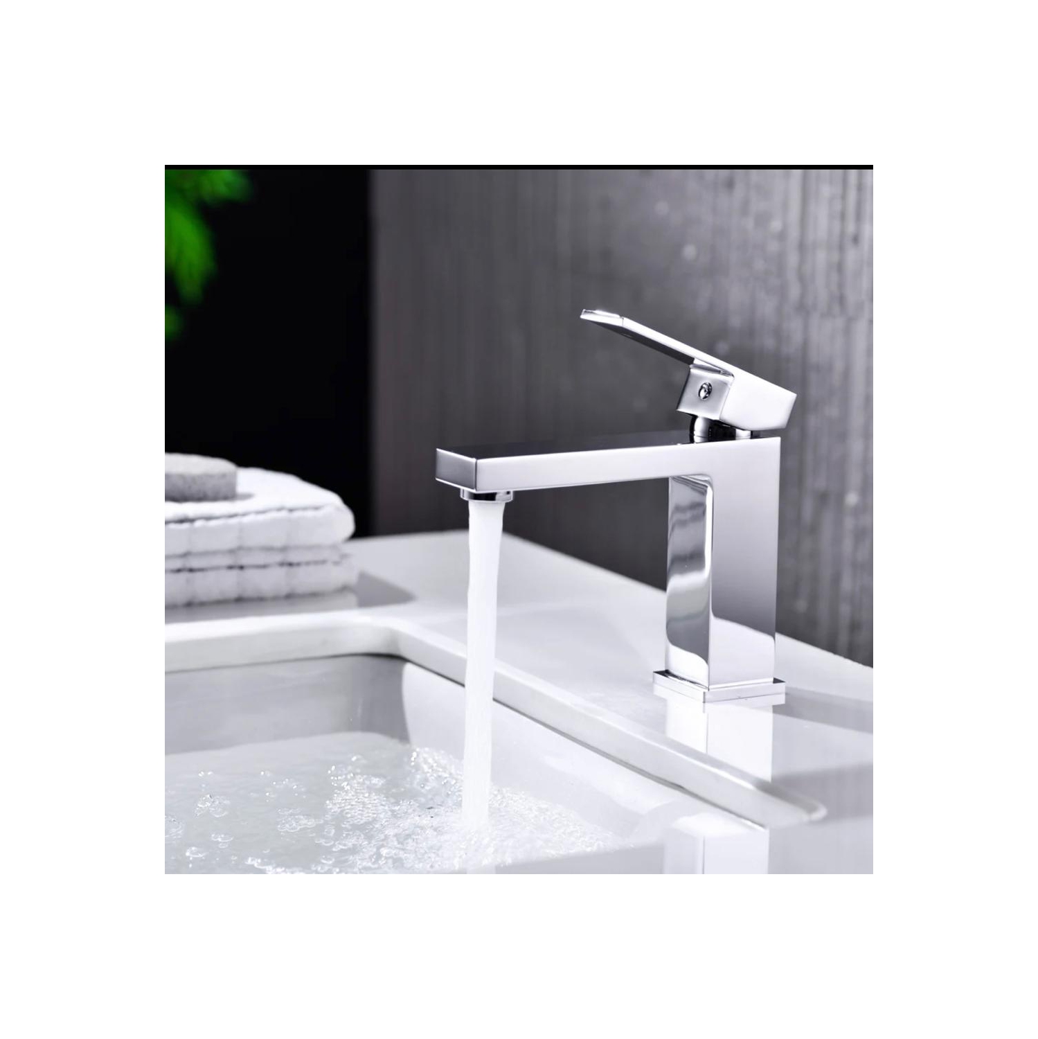 MAX Faucets Single Handle Bathroom Faucet Elegance Square Design Chrome Finish