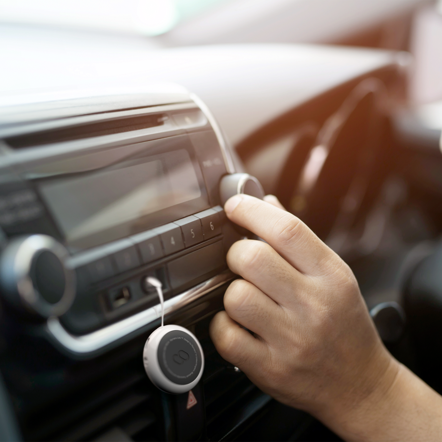 Mymanu LINK Bluetooth Transmitter & Receiver – Black