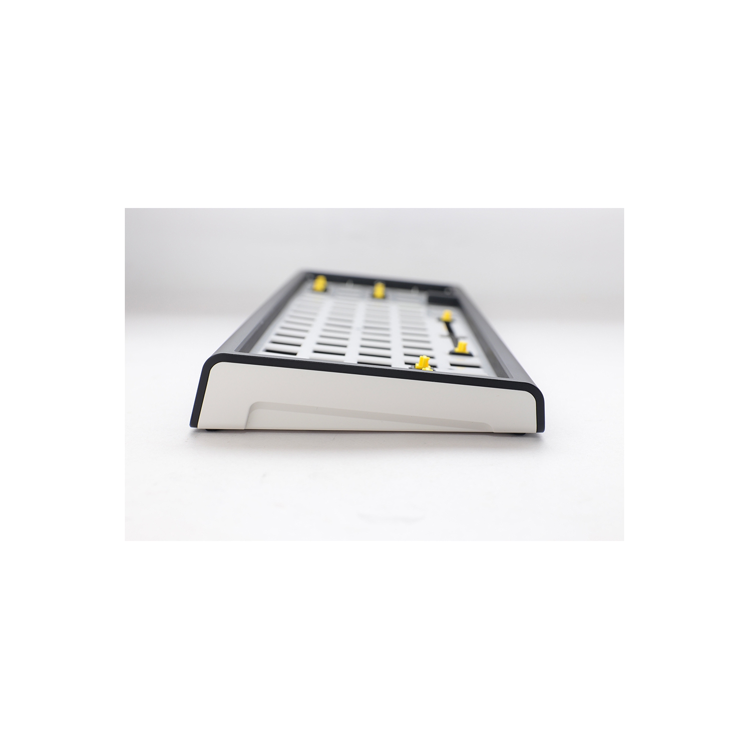 Ducky ProjectD – Clavier de jeu mécanique remplaçable à chaud Tinker 65 RVB, base SF, noir