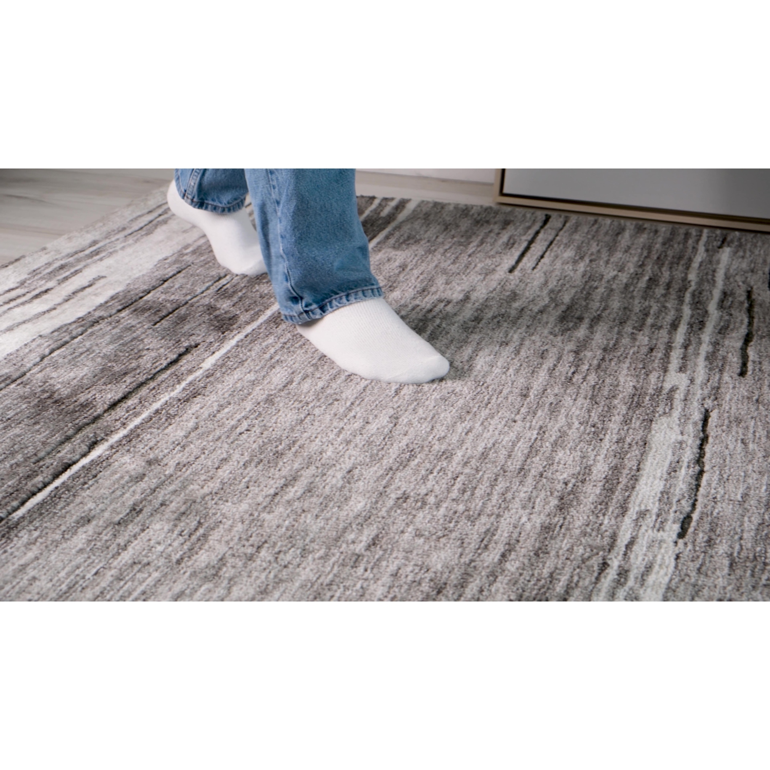 Rug Branch Karsoni Comtemporary Linear Abstract Indoor Area Rug