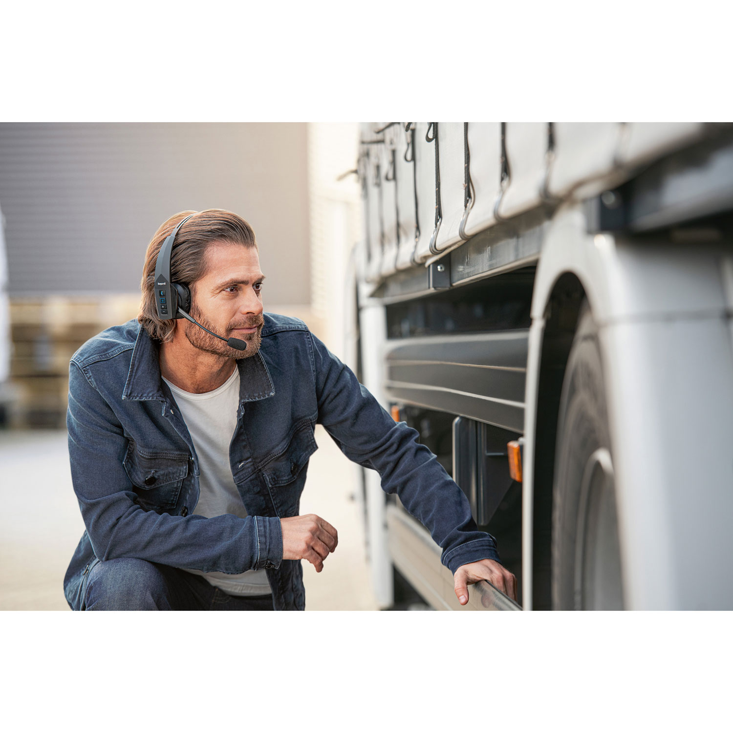 Casque d'écoute mono sans fil Bluetooth B350-XT de BlueParrott avec microphone à suppression du bruit à 96 % et serre-tête léger