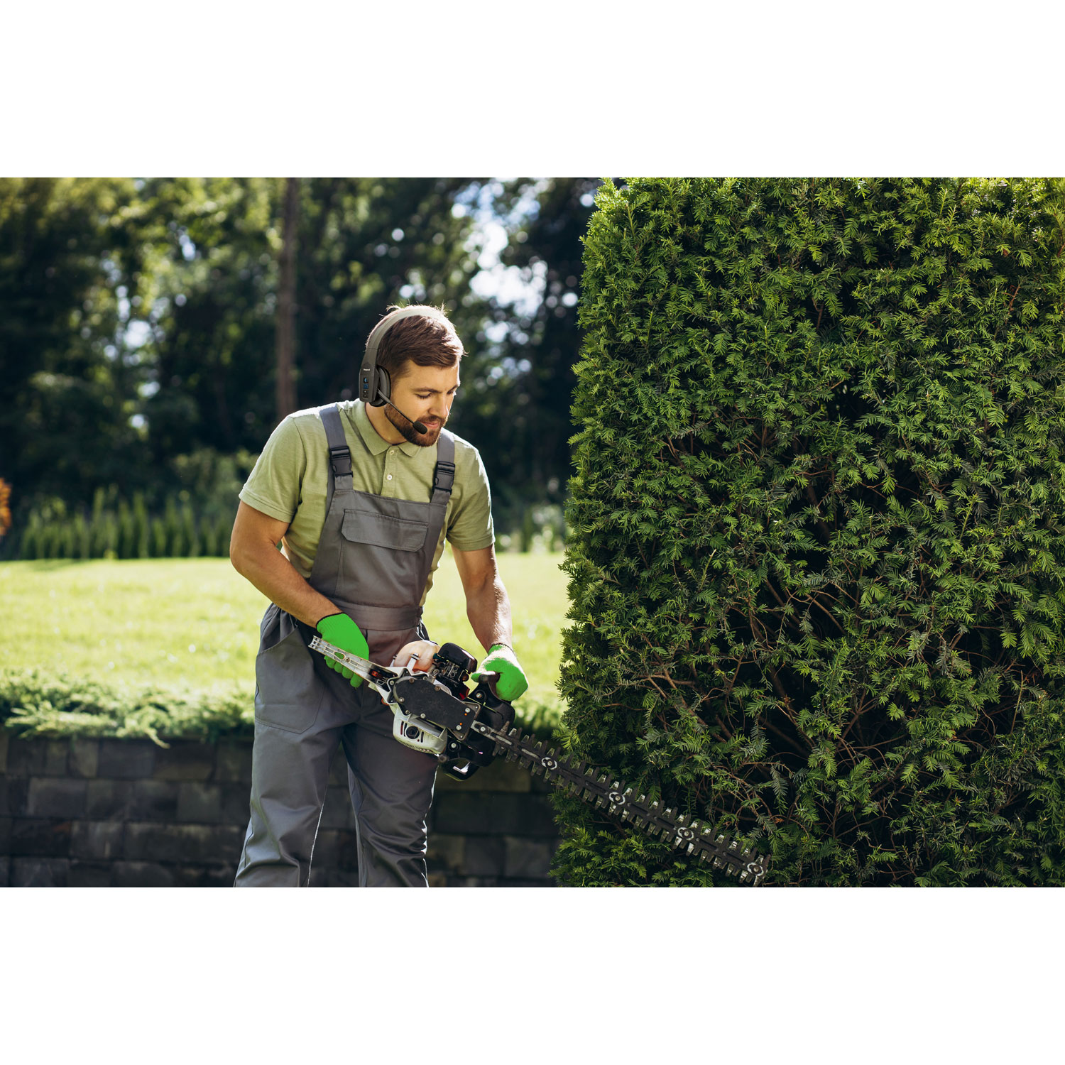 Casque d'écoute mono sans fil Bluetooth B450-XT de BlueParrott avec microphone à suppression du bruit à 96 % et serre-tête rembourré