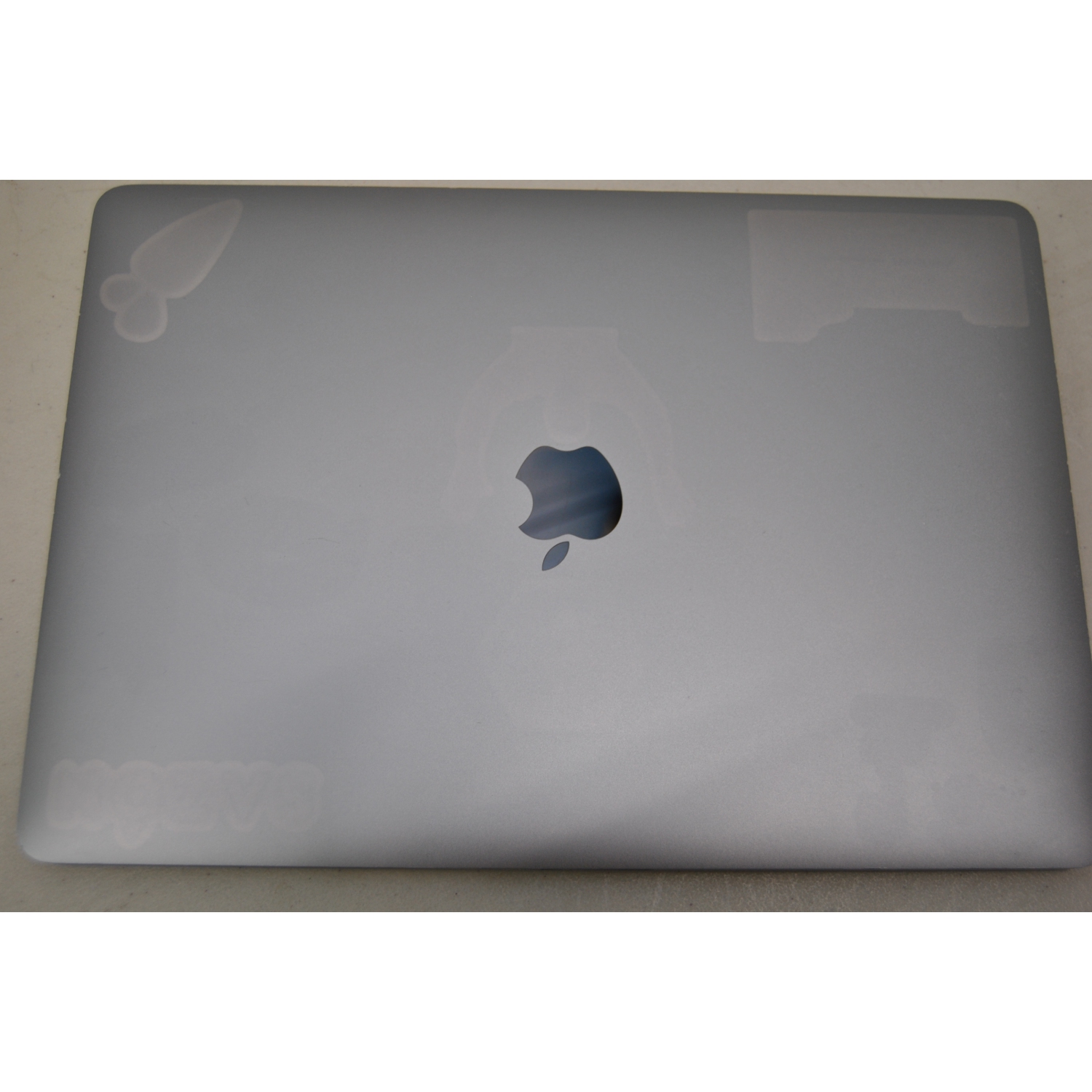 Refurbished - Apple MacBook Pro - 13” - Core i7 8559U – 2.70GHZ - 16GB RAM – 500GB SSD - Touch Bar - 2018 – A1989- EMC: 3214