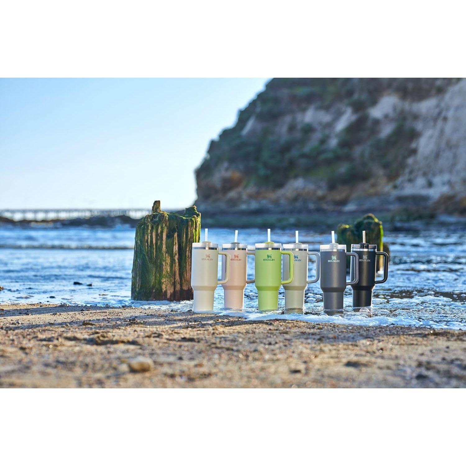 Stanley Quencher H2.0 FlowState Stainless Steel Vacuum Insulated Tumbler with Lid and Straw for Water, Iced Tea or Coffee, Smoothie and More 30 oz