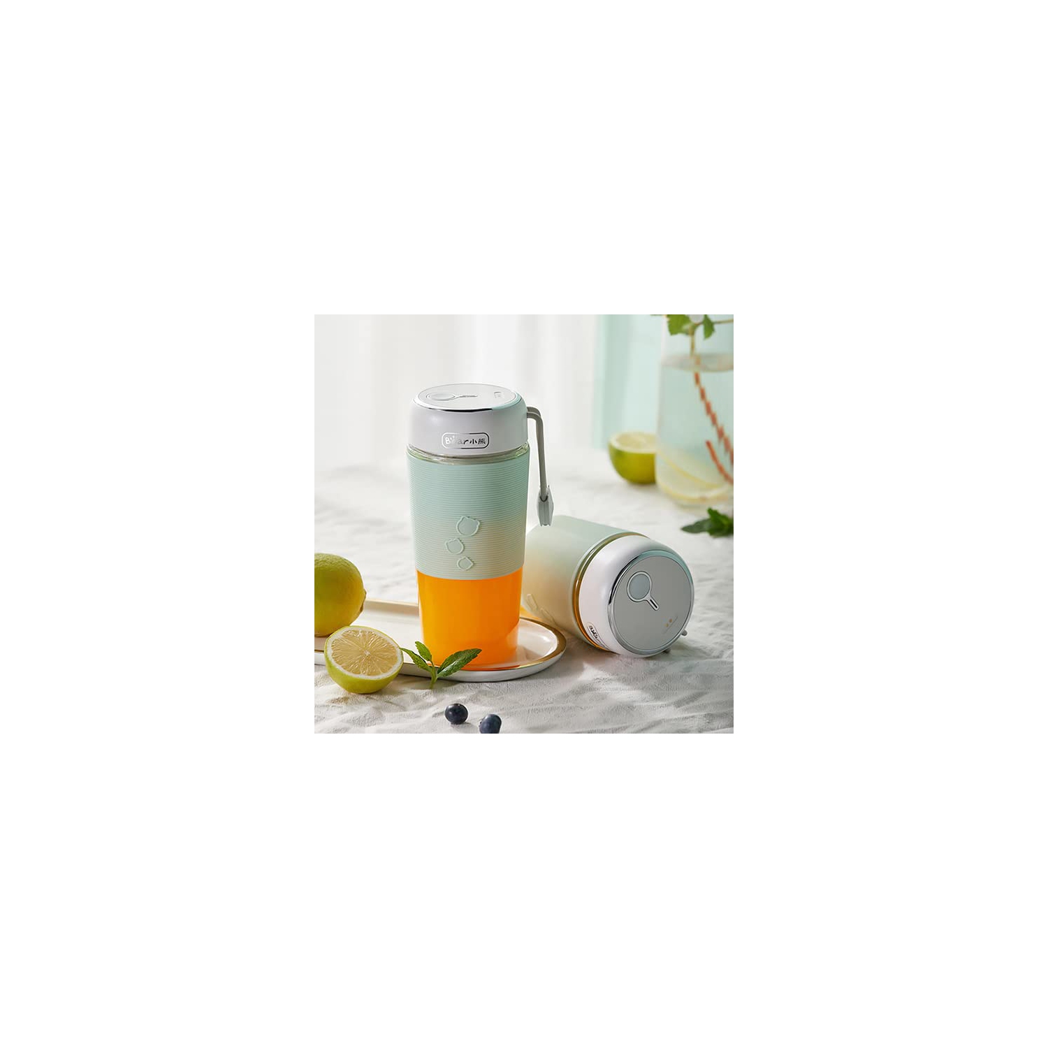 BEAER Portable Blender 300ml - Blender Mixer - With USB Magnetic contact charging - Portable Juicer with Anti-slip Rubber Sleeve- One-handed Drinking