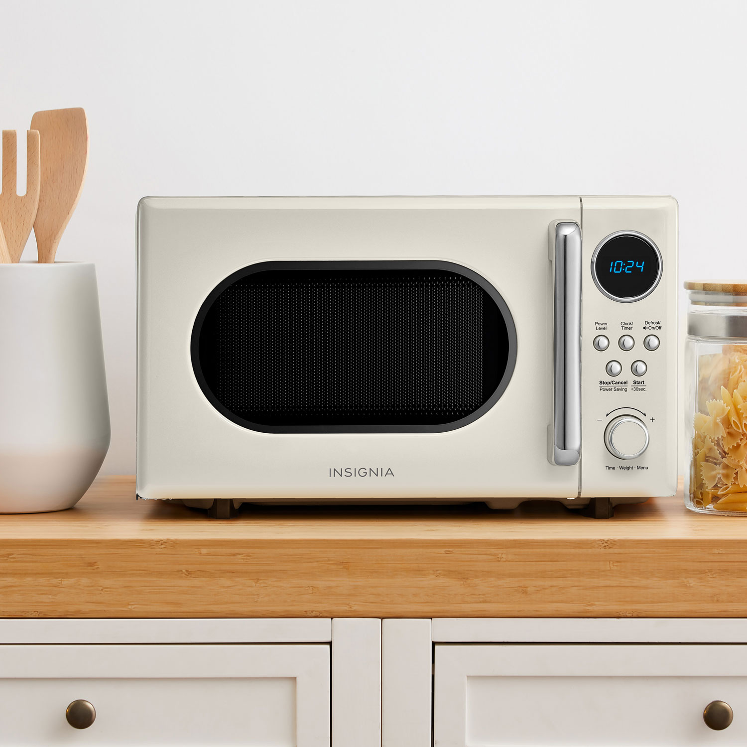 Insignia Retro 0.7 Cu. Ft. Retro Compact Microwave - Cream - Only at Best Buy