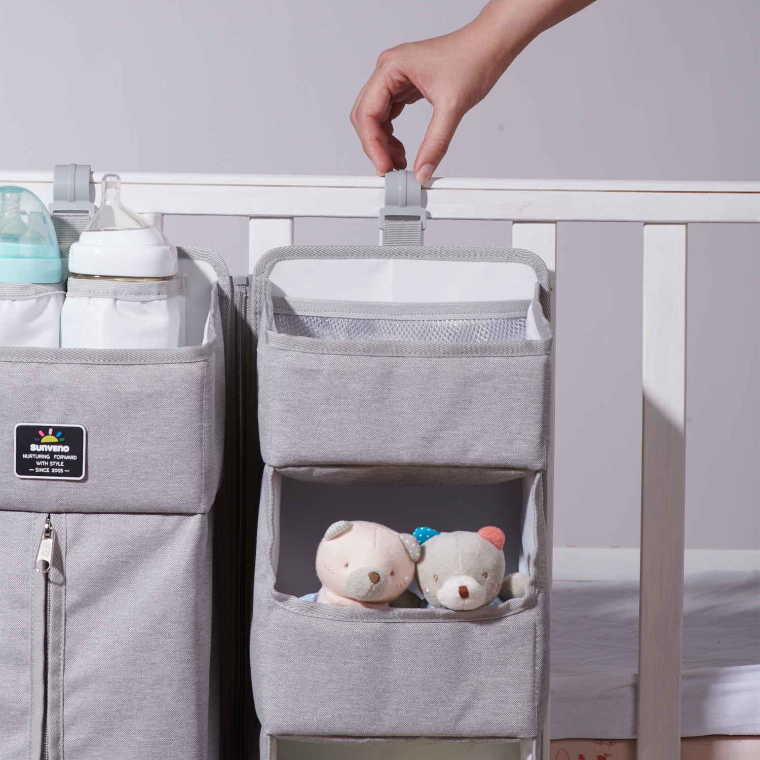 Organisateur d'allaitement 3-en-1 pour lit de bébé Sunveno