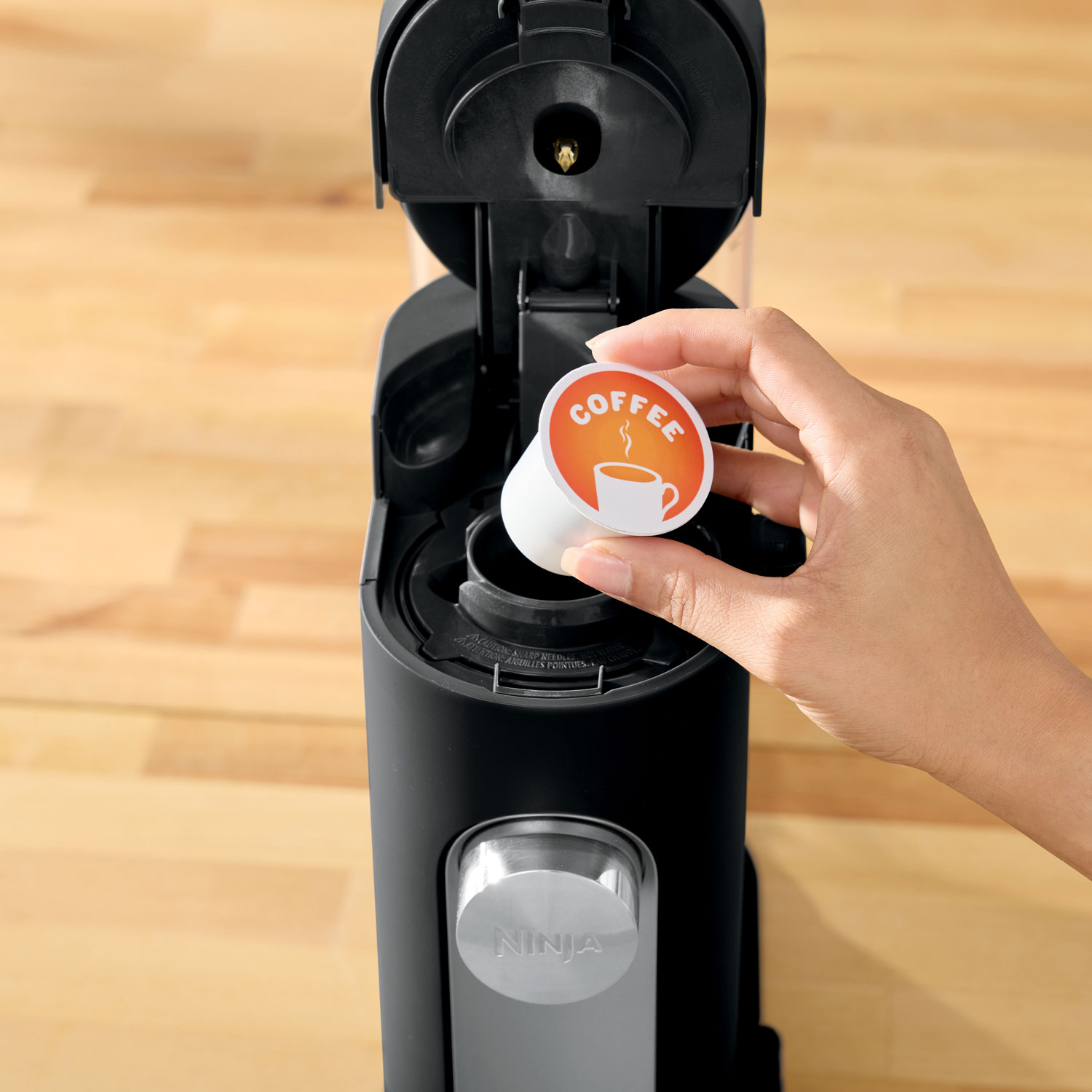 Cafetière à une tasse de Ninja pour capsules et café moulu - Noir