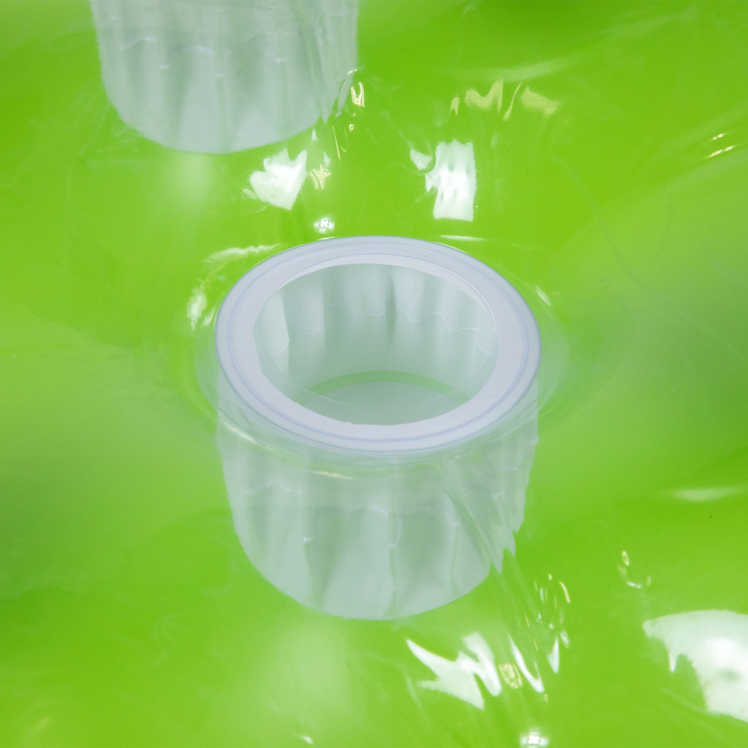 Piscine gonflable à 15 poches - 64,75 po - Vert