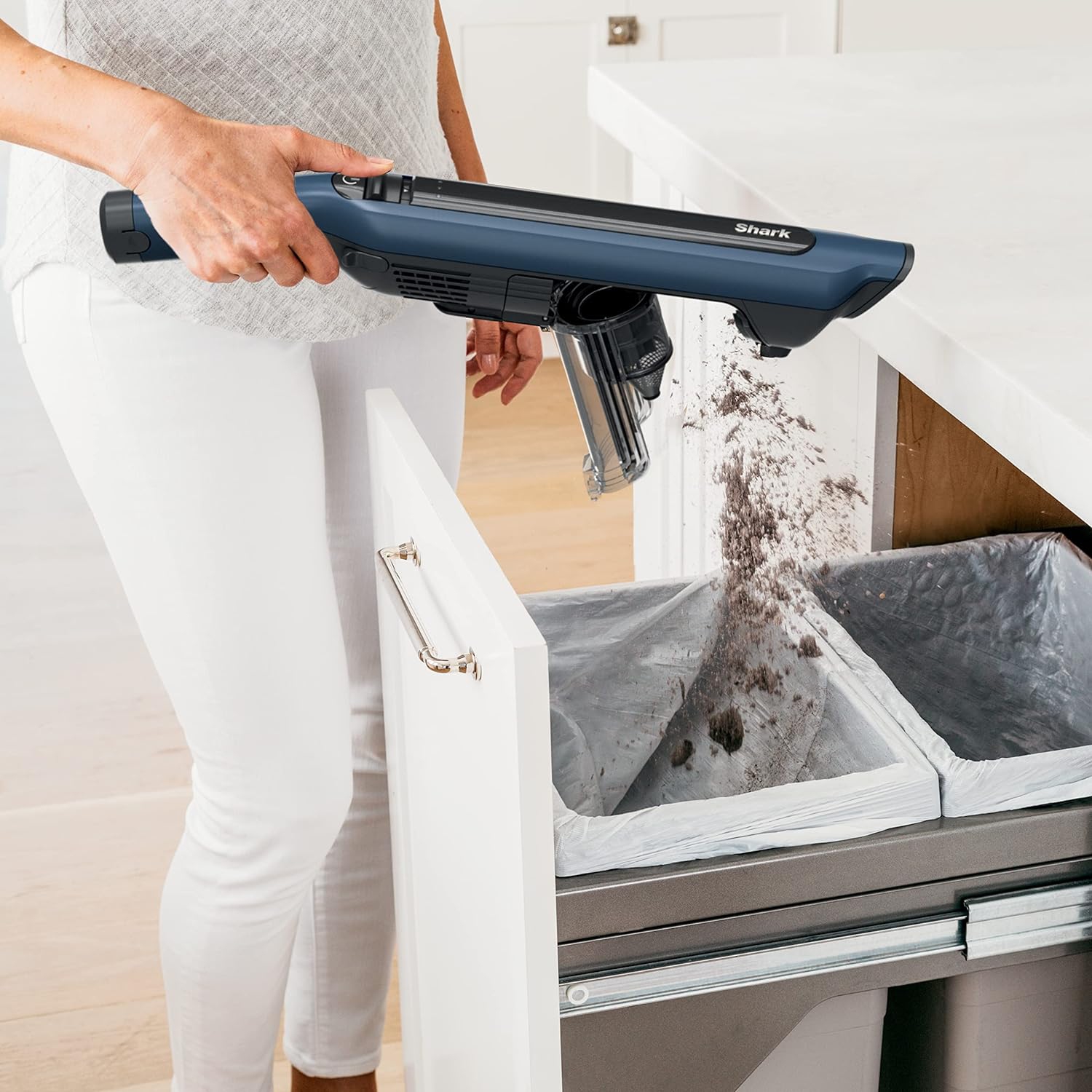 Aspirateur-balai 3-en-1 sans fil puissant et ultraléger WANDVAC de Shark - Bleu denim