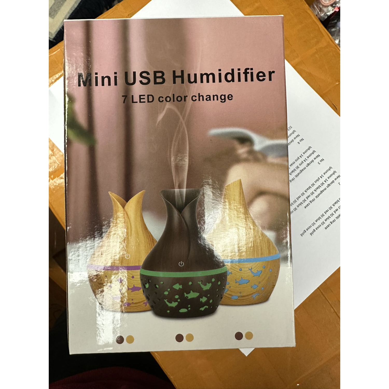 Diffuseur d'huile essentielle d'arôme SuperShield, humidificateur ultrasonique à vapeur froide 300 ml avec lumières à DEL de couleur changeante