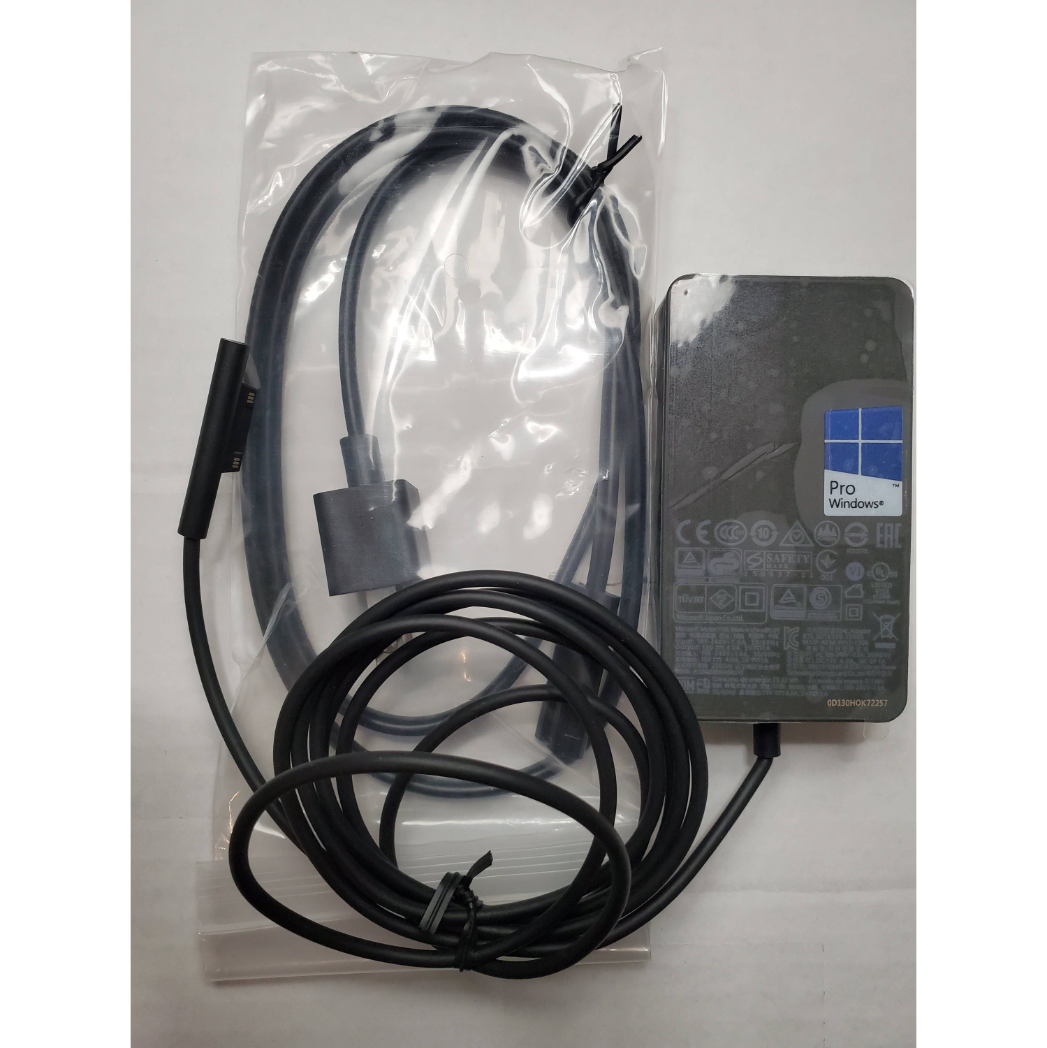 Remis à neuf - Bloc d'alimentation d'origine pour Surface 65 W de Microsoft, BYC-T4Q-00001, Surface Laptop 4, T4Q-00001