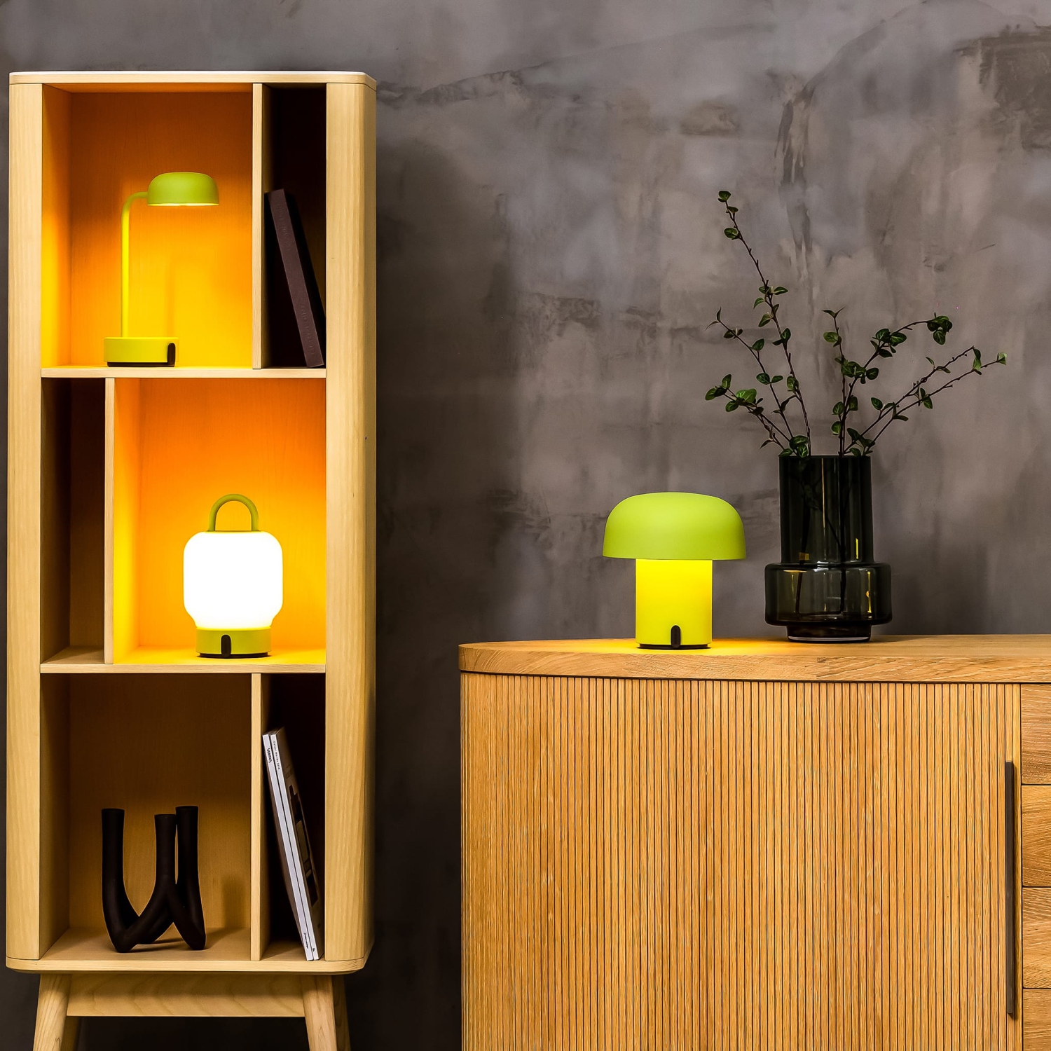 kooduu Fokus Portable LED Table Lamp, Moss