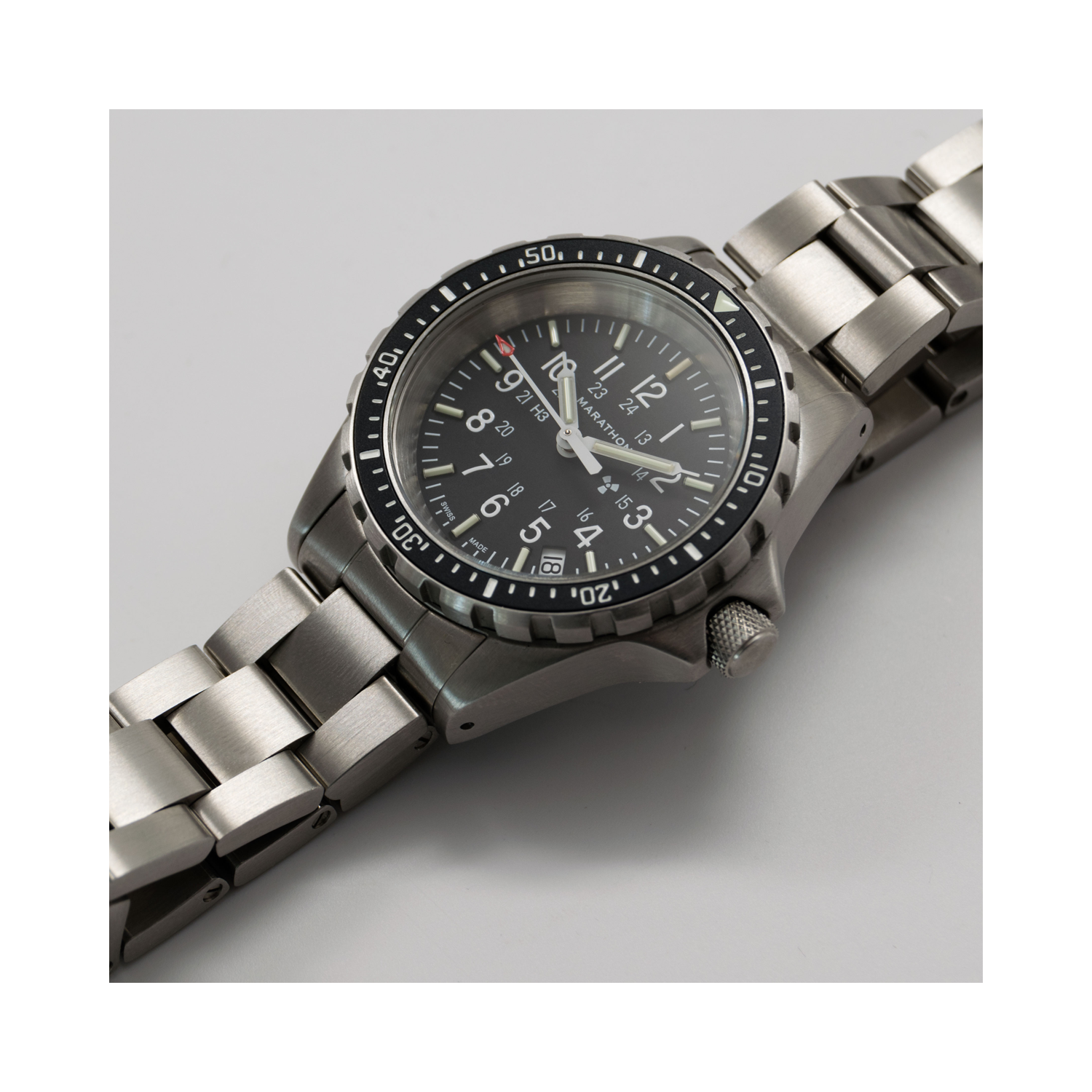 MARATHON- Medium Diver's Quartz with SS Bracelet Duvdevan Clasp 36mm