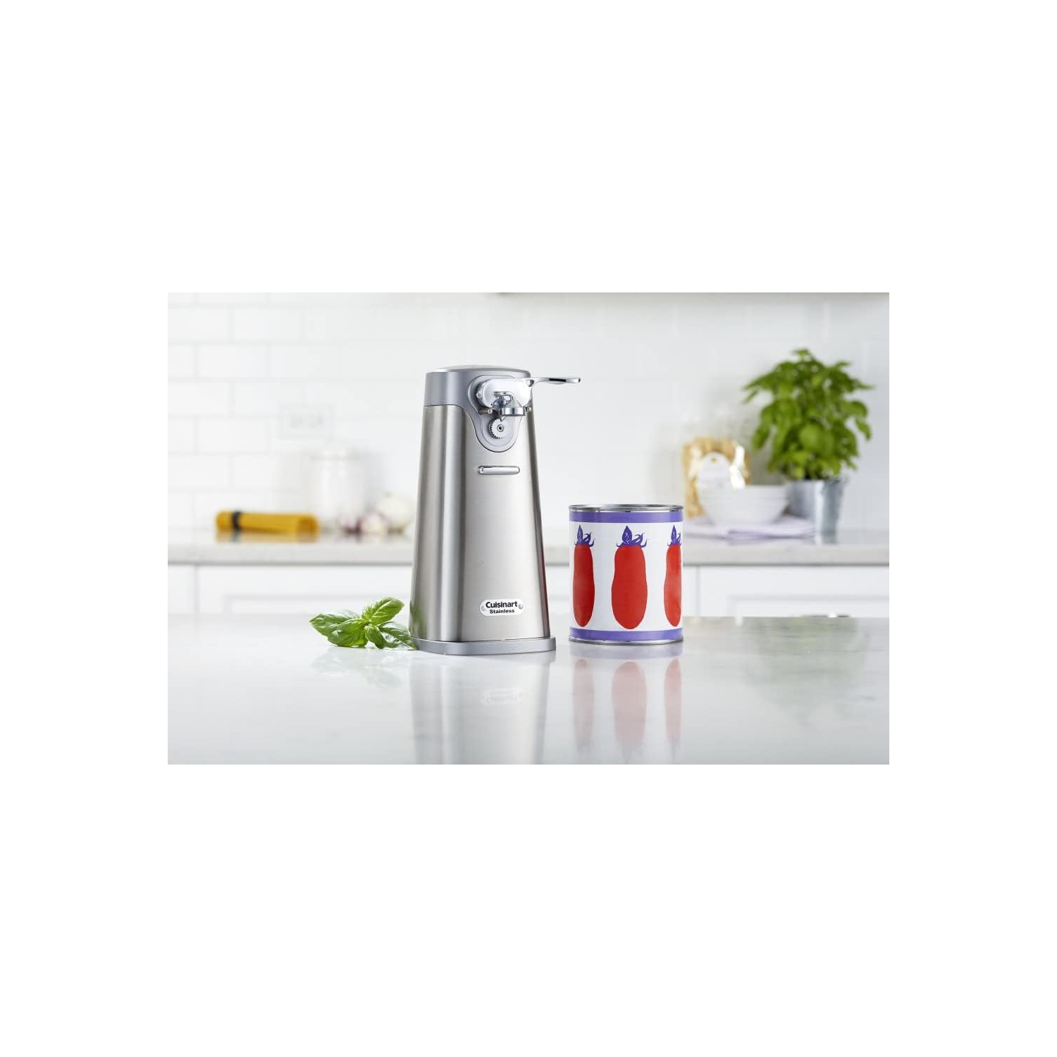 L’ouvre-boîte électrique de luxe SCO-60 de Cuisinart est doté d’un moteur de qualité qui vous permet d’ouvrir n’importe quelle boîte