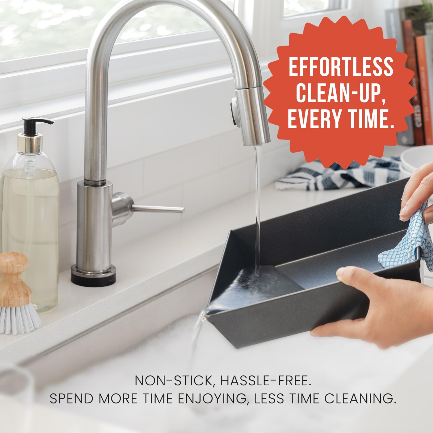 Chef Pomodoro Authentic Detroit-Style Pizza Pan, Compact 10 x 8-Inch, Commercial-Grade Hard Anodized Aluminum, Pre-Seasoned Deep Dish Bakeware,