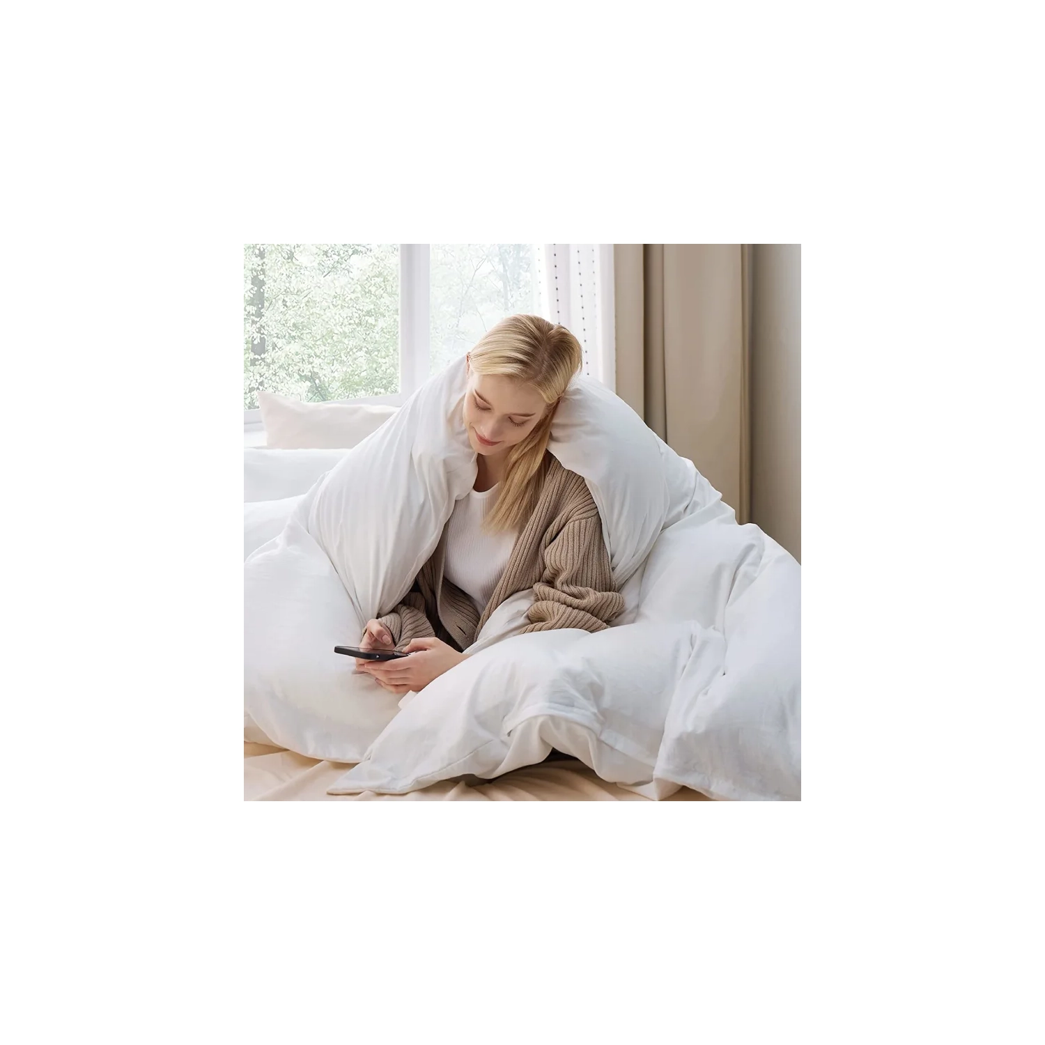 White Duvet Cover Queen Size - Soft Prewashed 3-Piece Set, 1 Duvet Cover 90x90 Inches with Zipper Closure and 2 Pillow Shams - Comfort and Elegance