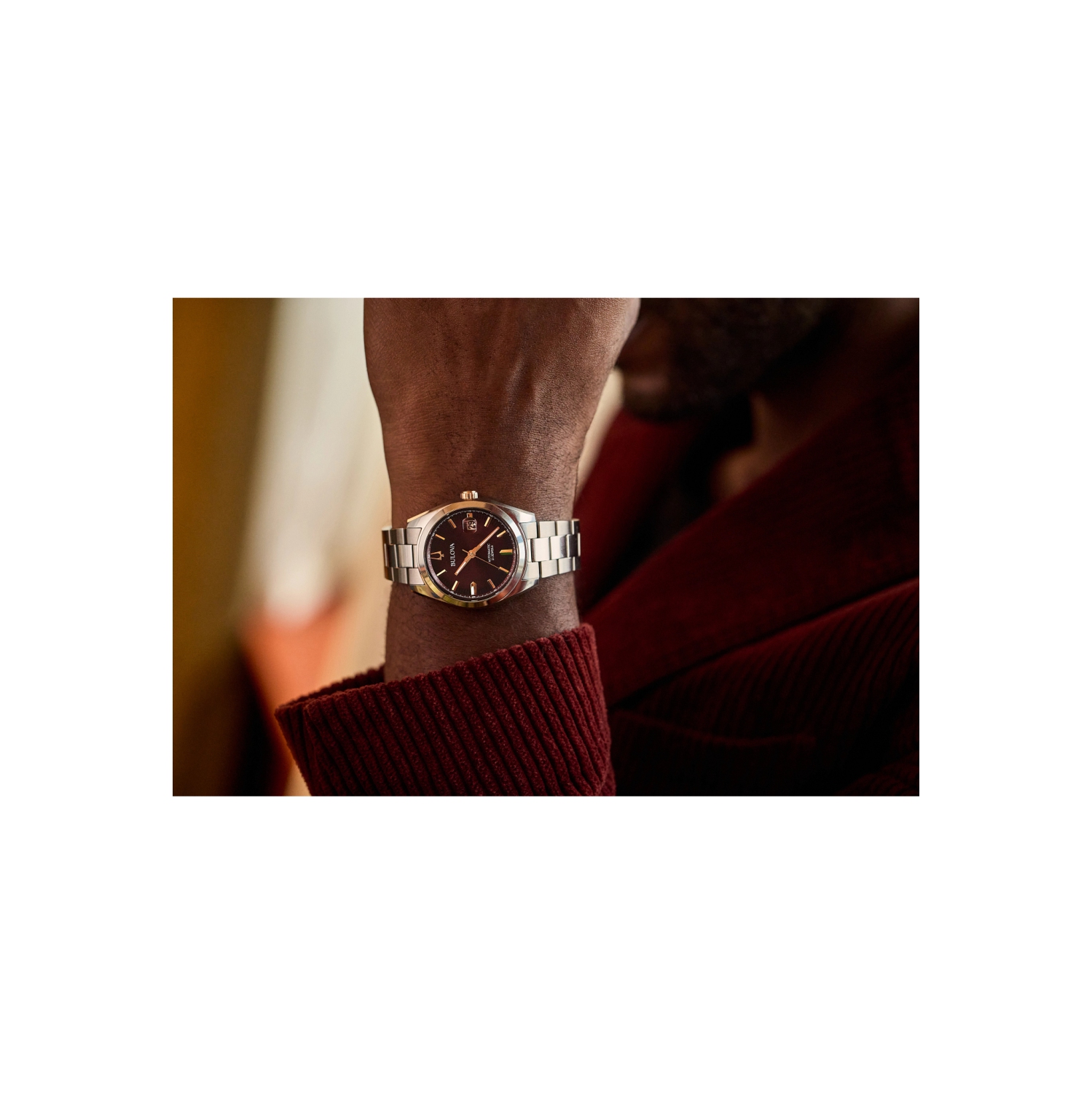 Montre automatique pour hommes Surveyor 39&nbsp;mm de Bulova avec boîtier et bracelet en acier inoxydable argenté et cadran bourgogne