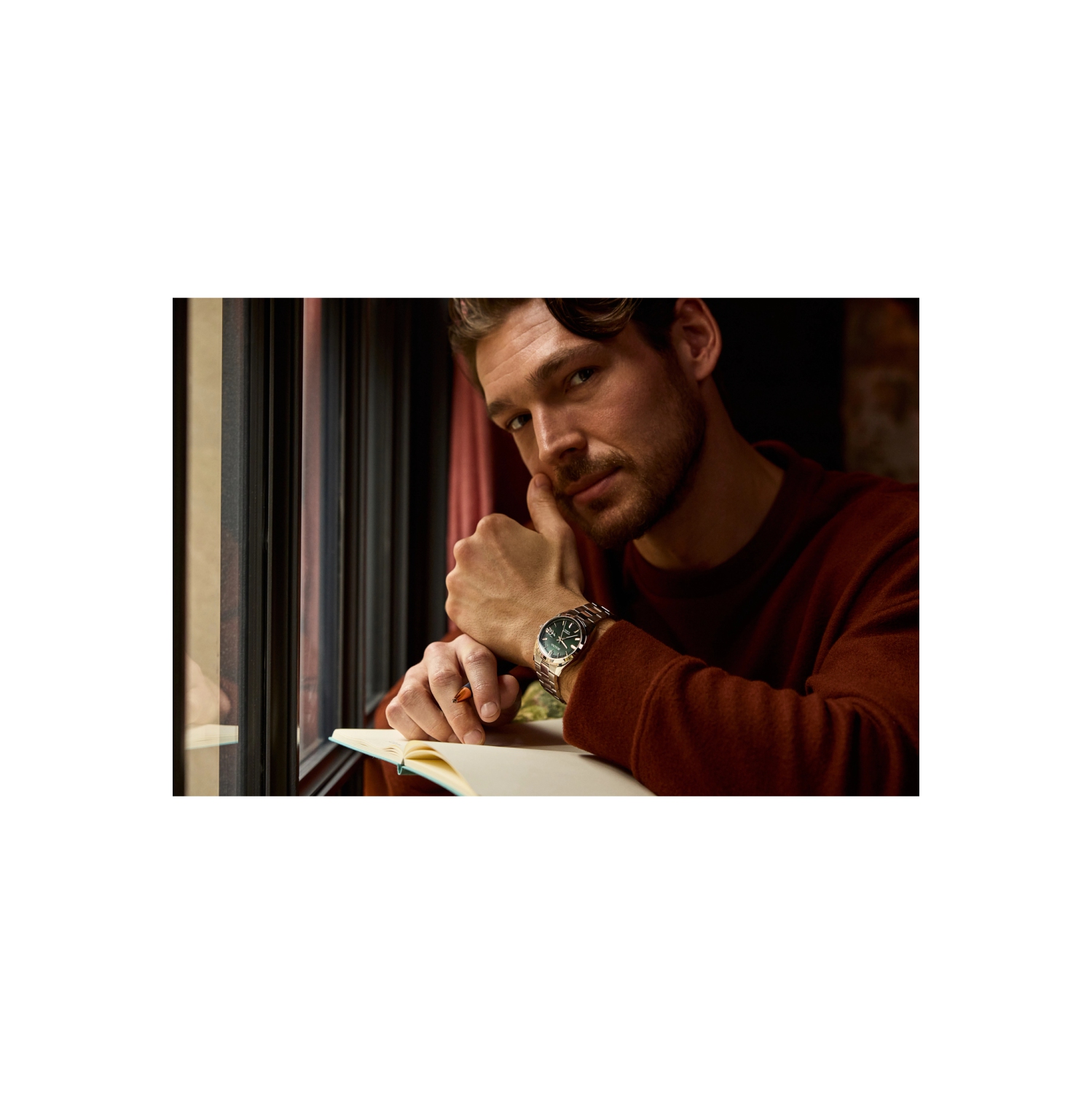 Montre automatique pour hommes Surveyor 39&nbsp;mm de Bulova avec boîtier et bracelet en acier inoxydable argenté et cadran vert