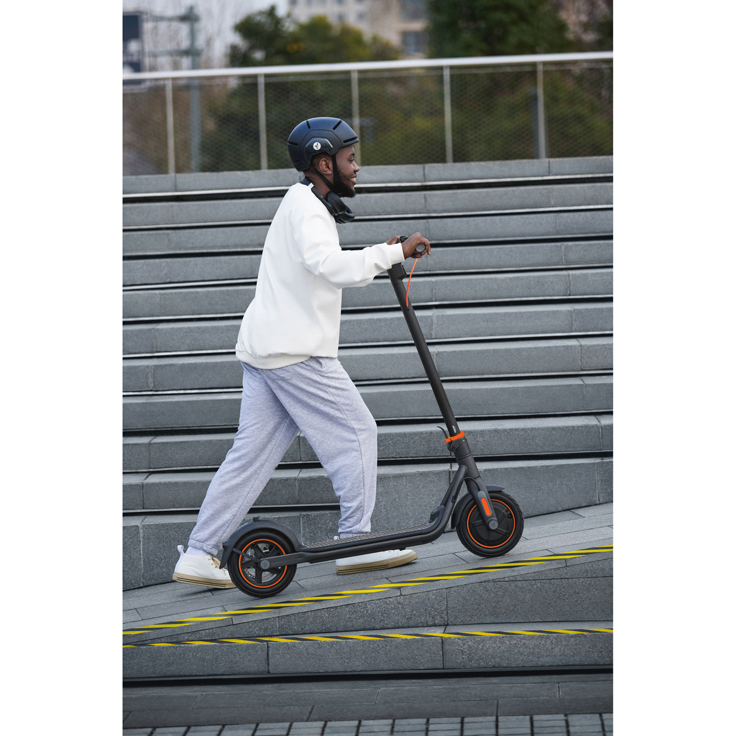 Refurbished - Segway Ninebot F40 Electric Scooter (350W Motor/ 40 km Range/ 30 km/h Top Speed) - Grey