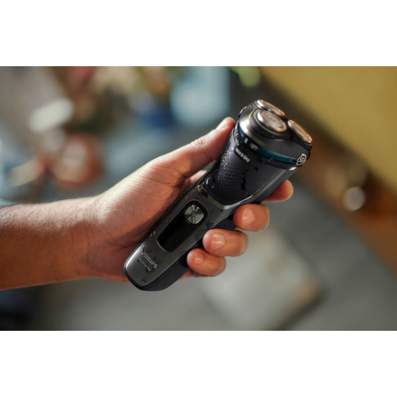 Philips Series 3300 Wet & Dry Electric Shaver - Dark Black