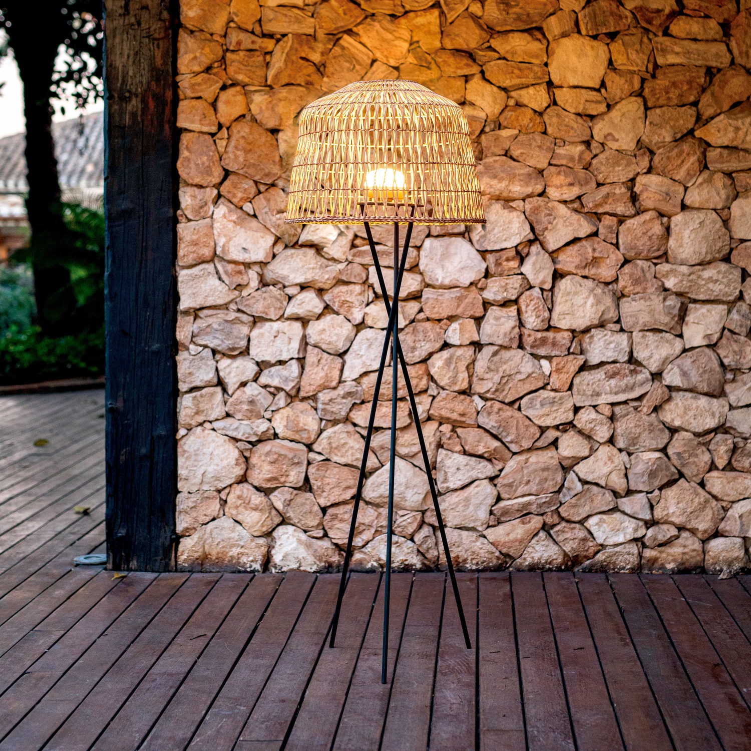 NewGarden – Lampe de plancher DEL Amalfi, sans fil et batterie rechargeable