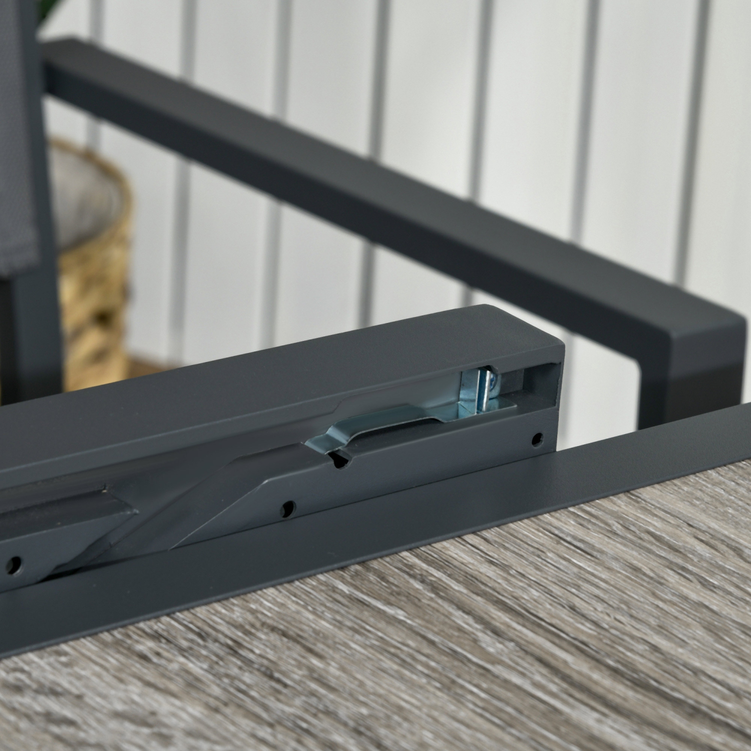 Table de salle à manger extérieure extensible Outsunny, table de jardin en aluminium, table de patio rectangulaire avec plateau en plastique pour