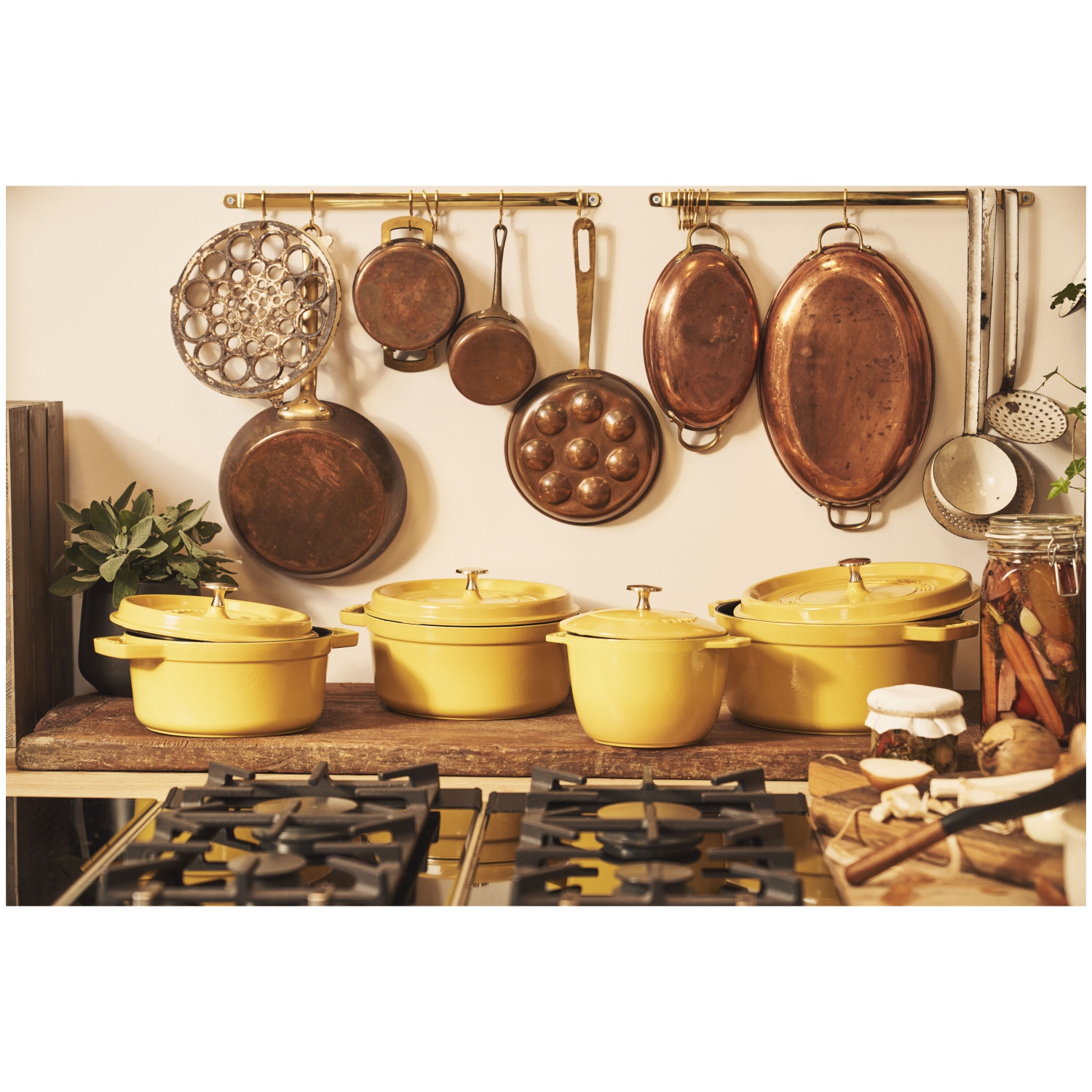 STAUB La Cocotte 1.75 L Cast Iron Round Rice Cocotte, Citron